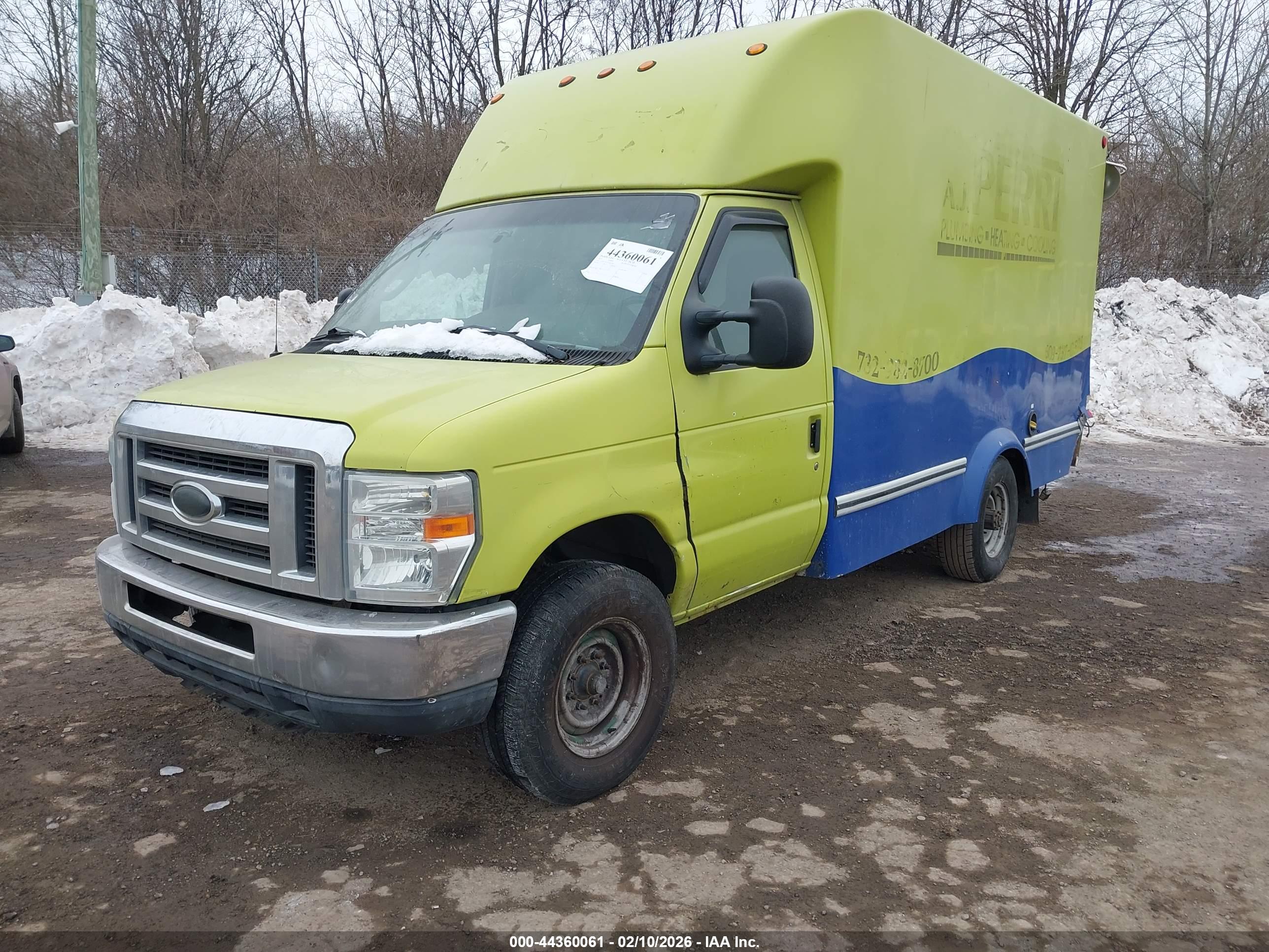 FORD E-350 image 2