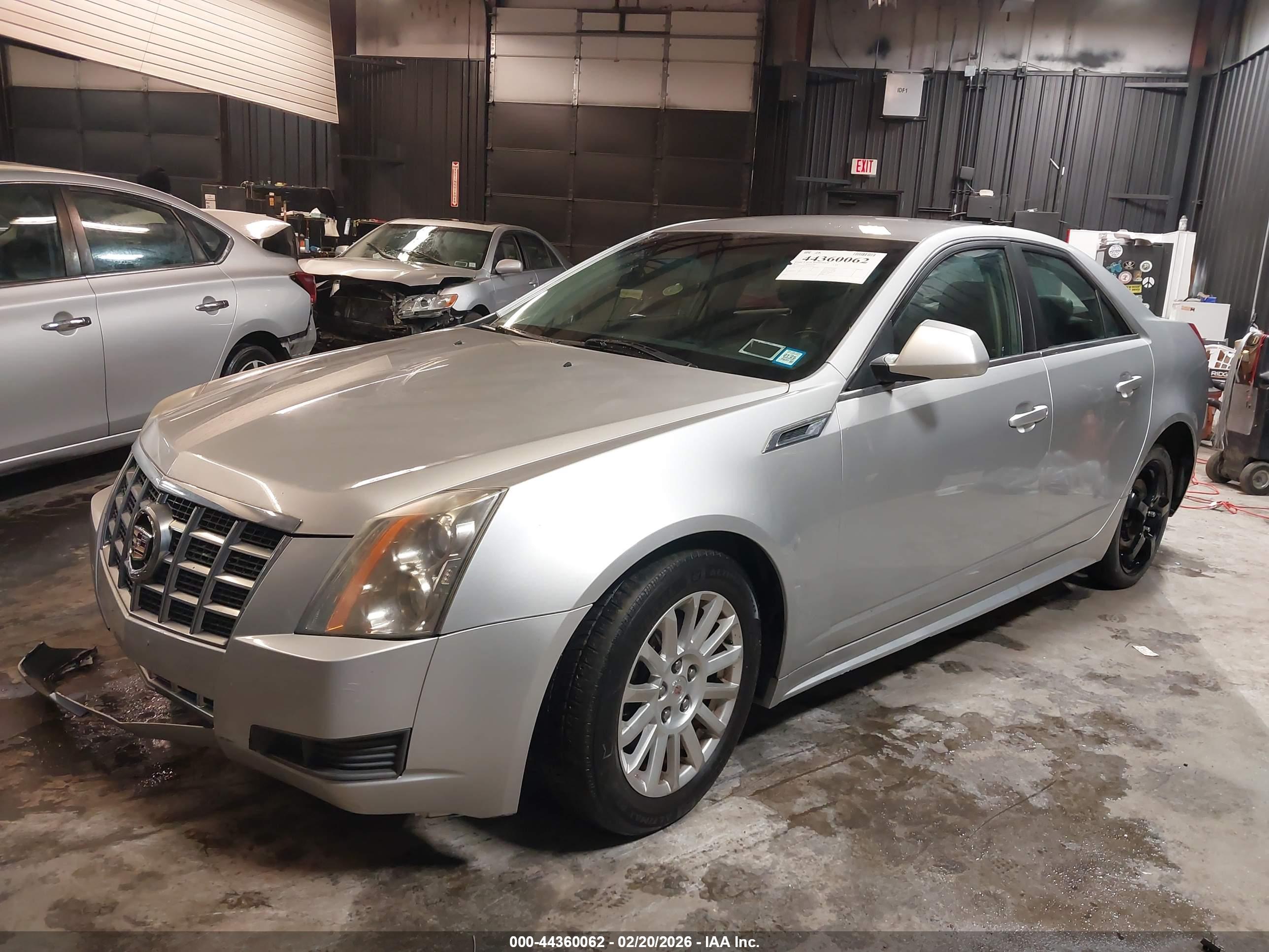 CADILLAC CTS image 2