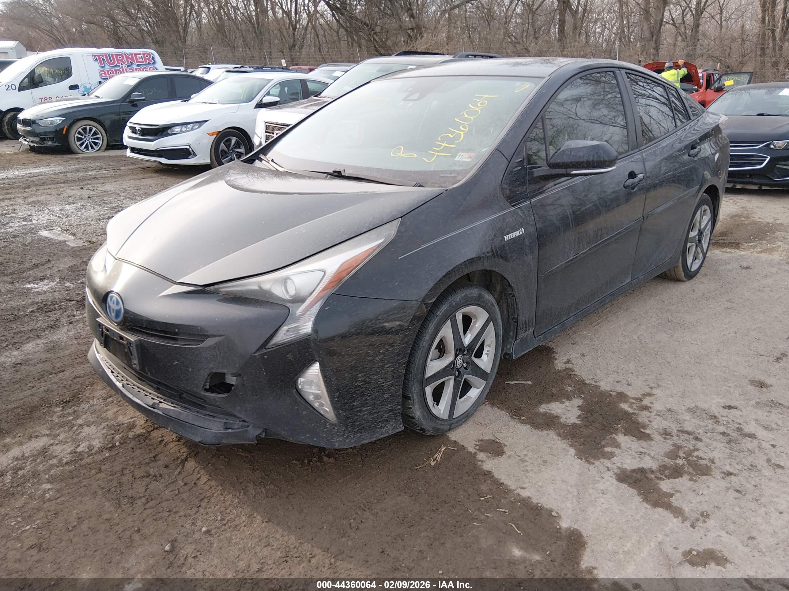 TOYOTA PRIUS image 2