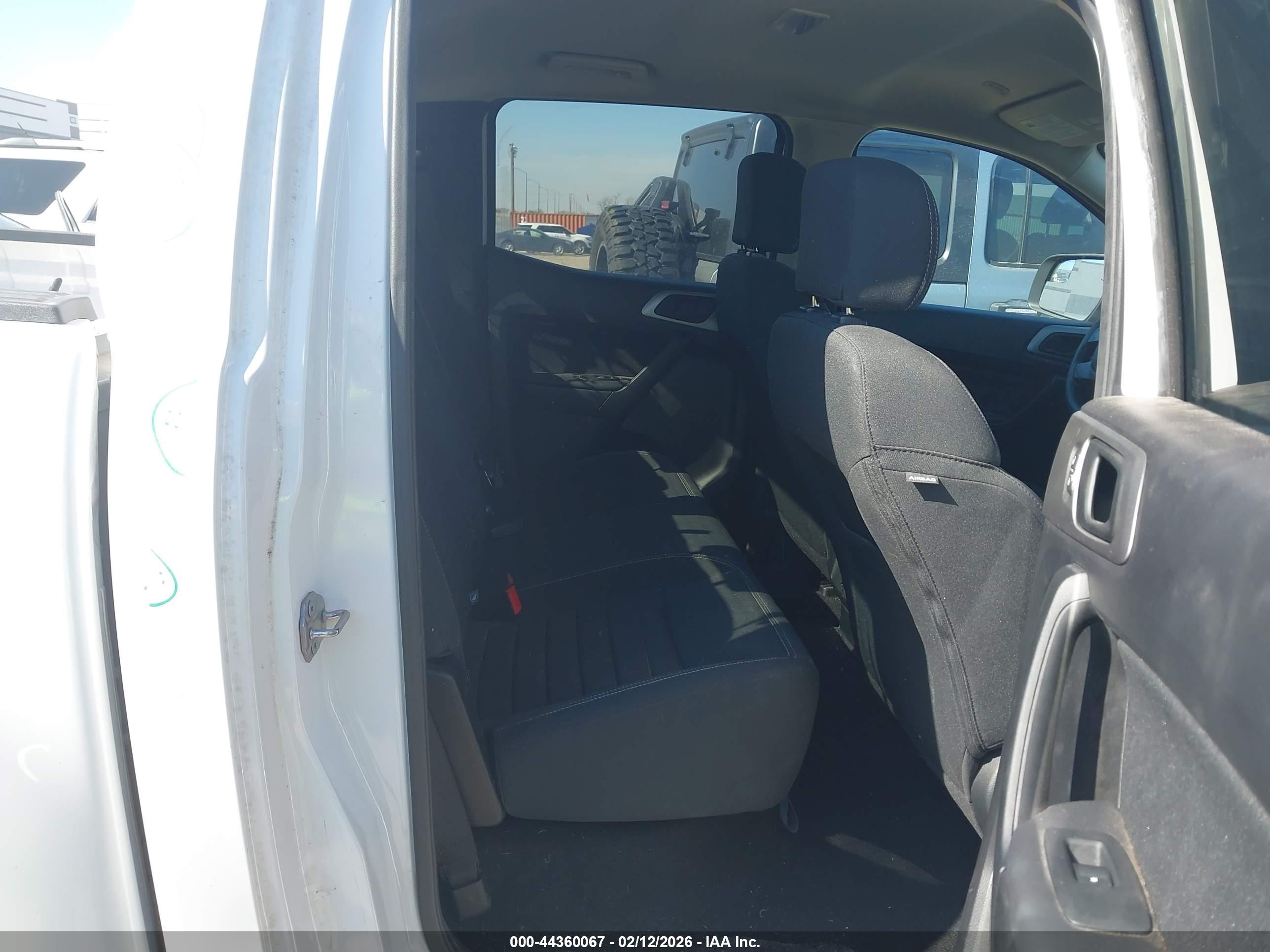 FORD RANGER image 8
