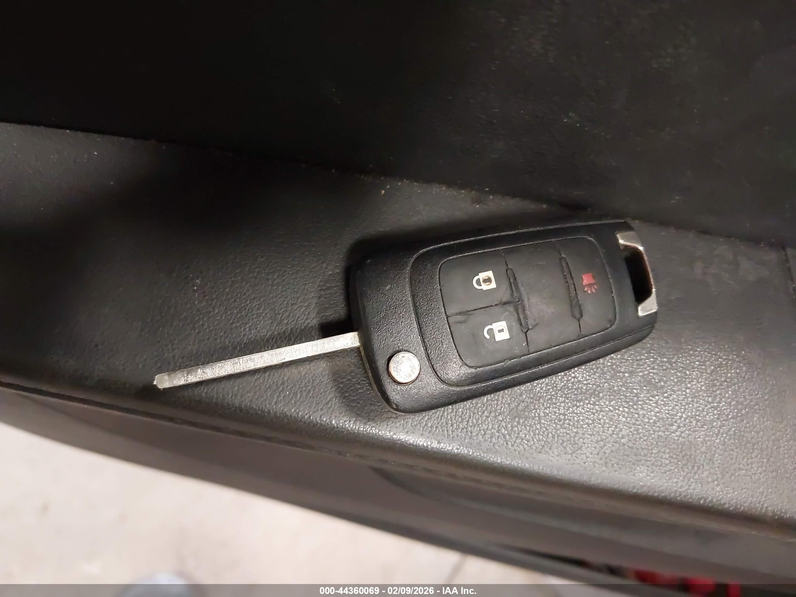 CHEVROLET EQUINOX image 11