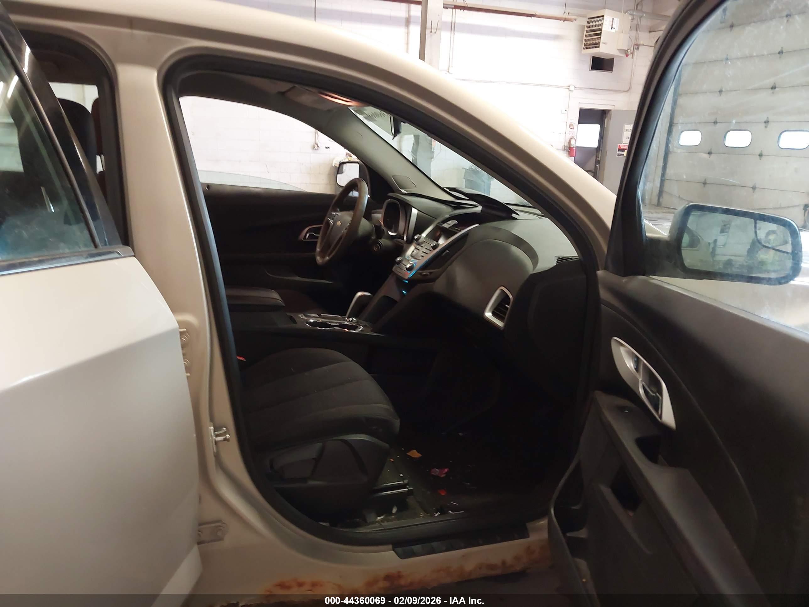 CHEVROLET EQUINOX image 5