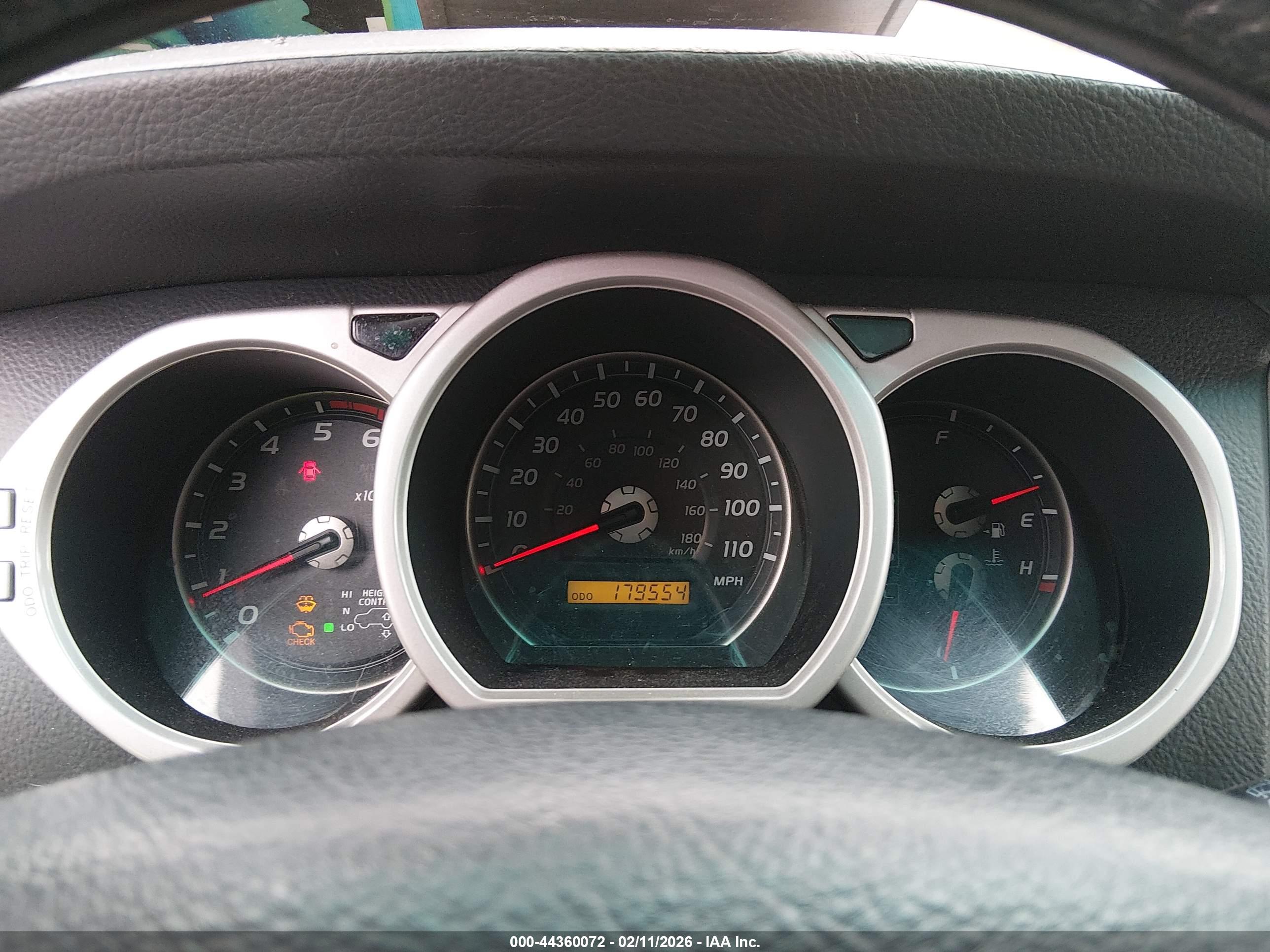 TOYOTA 4RUNNER image 7