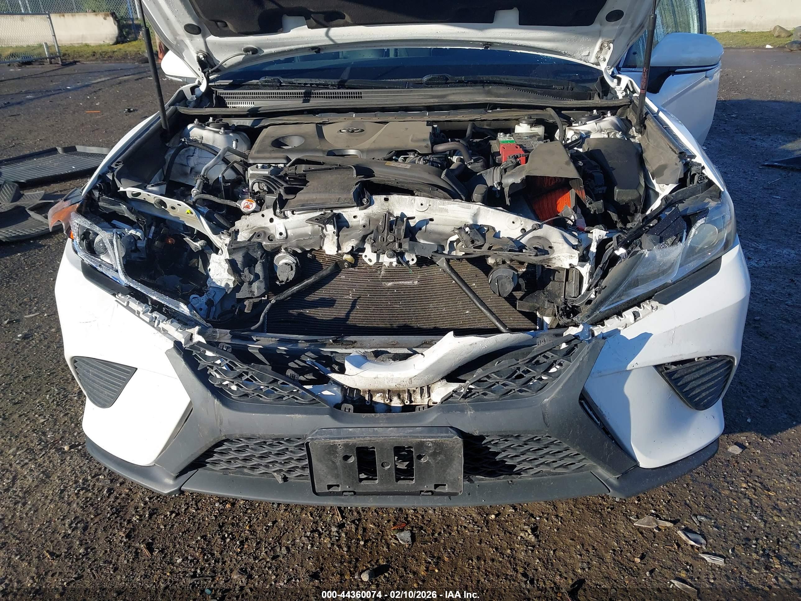 TOYOTA CAMRY image 6