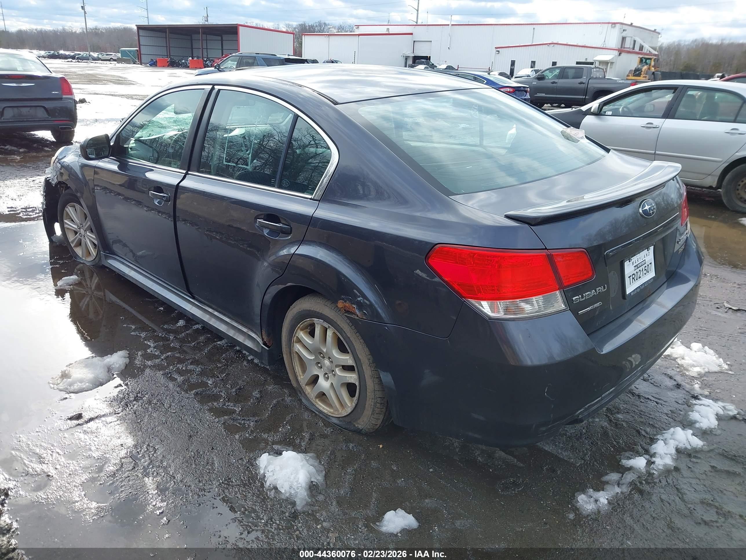 SUBARU LEGACY image 3