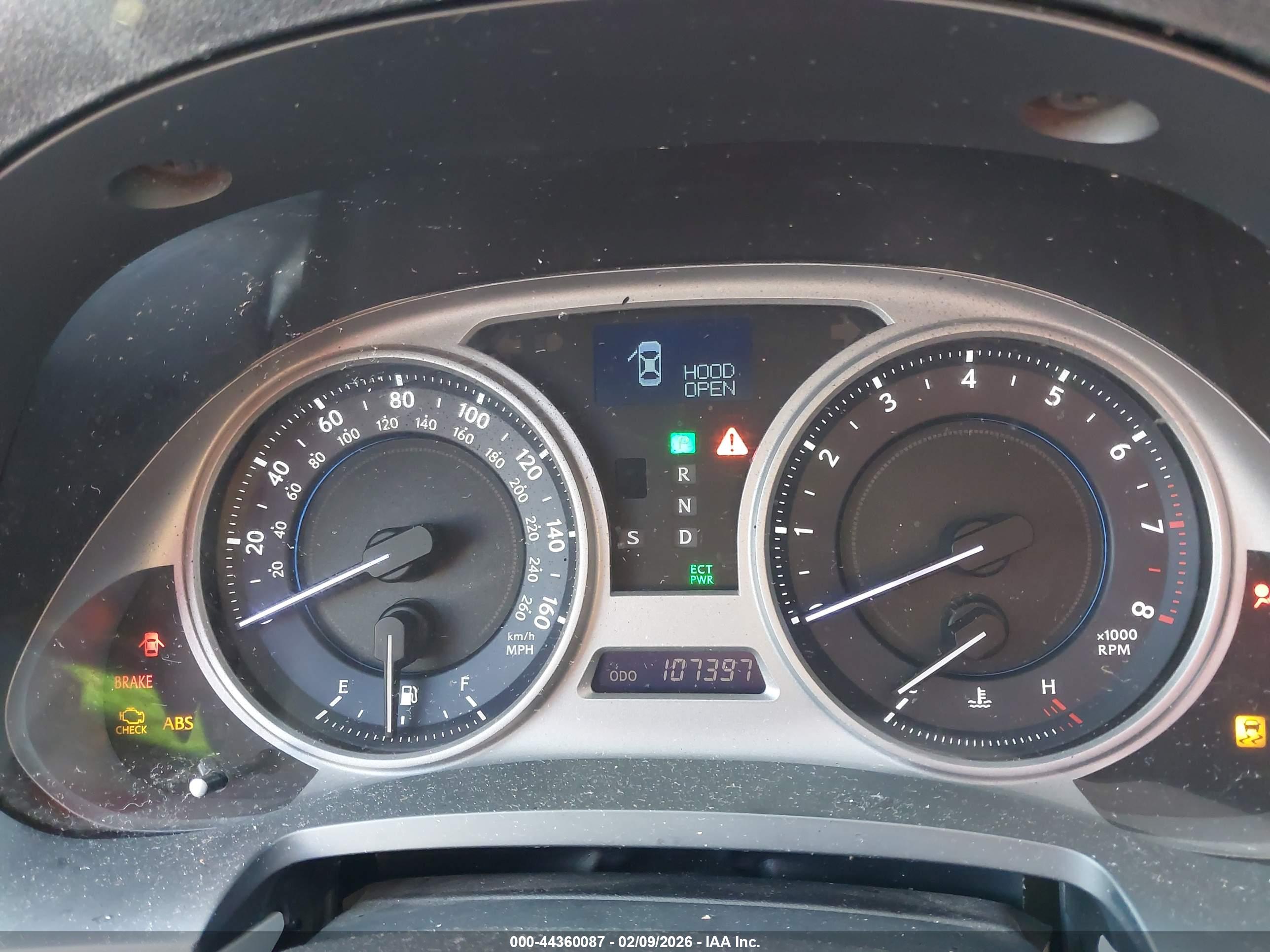 LEXUS IS image 7