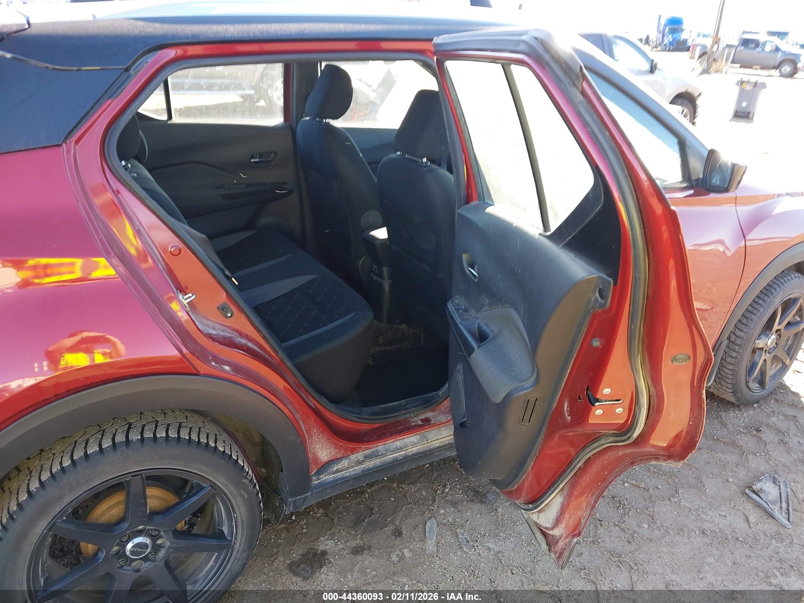 NISSAN KICKS image 8