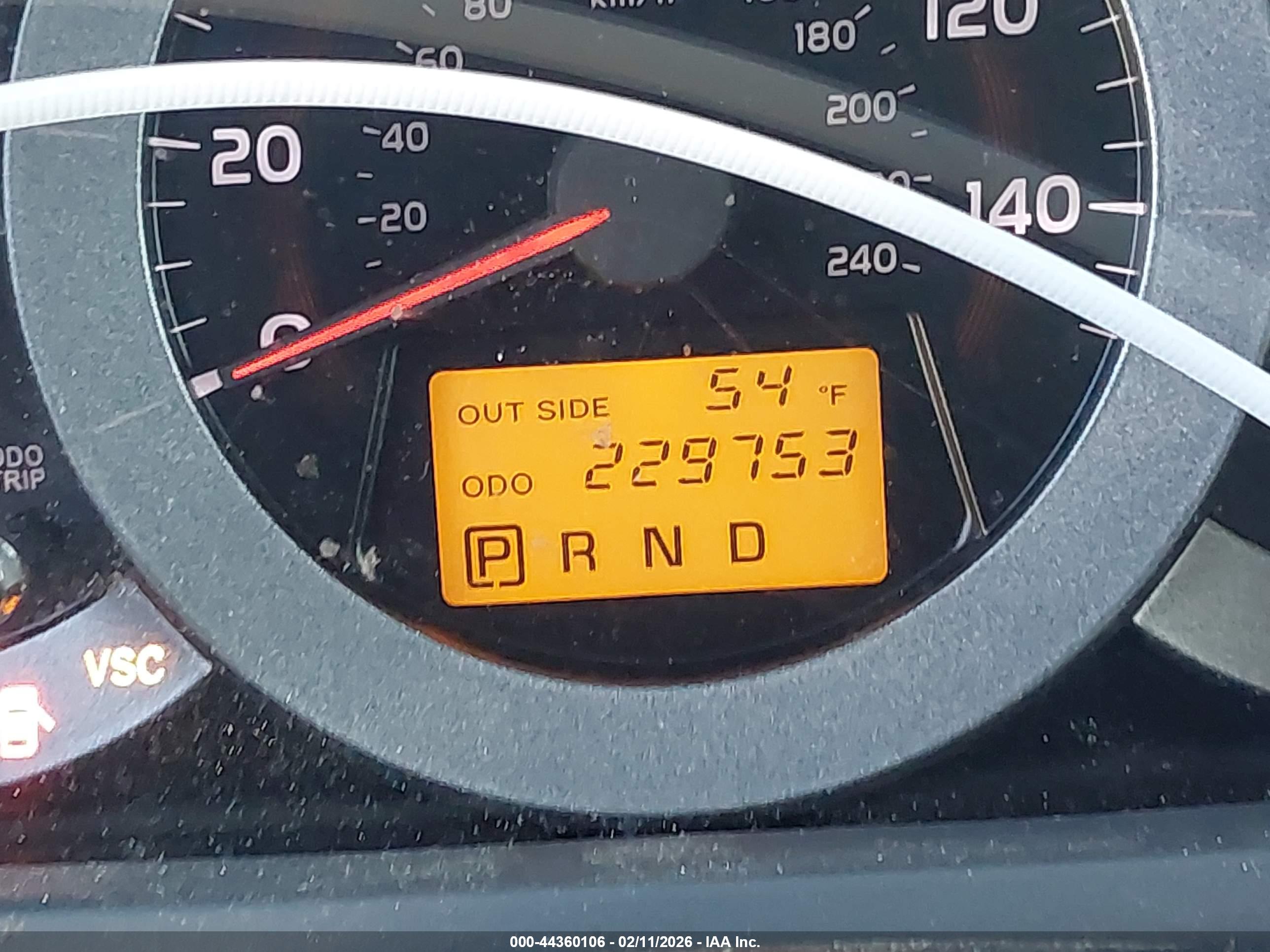TOYOTA RAV4 image 7