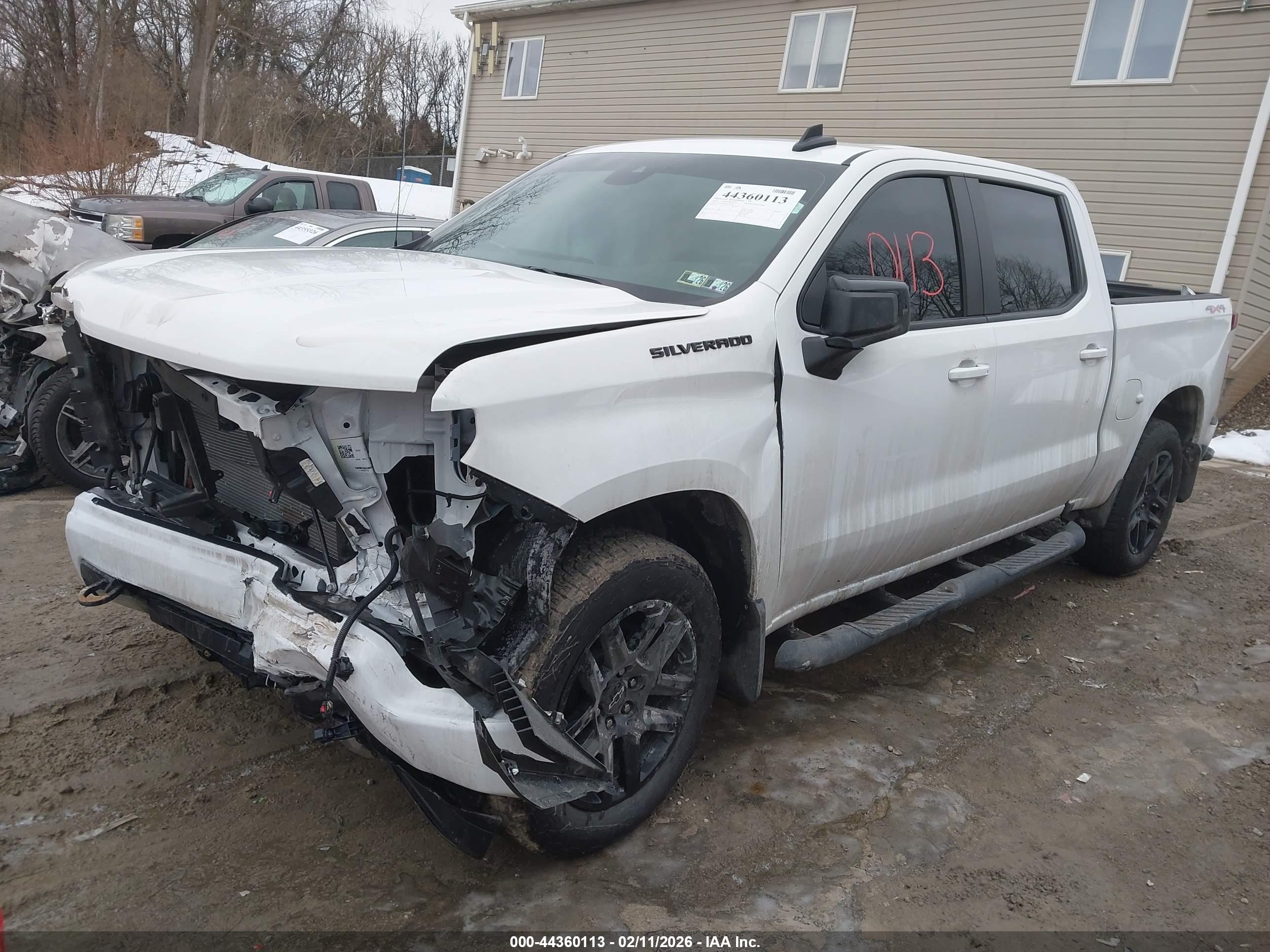 CHEVROLET SILVERADO image 2