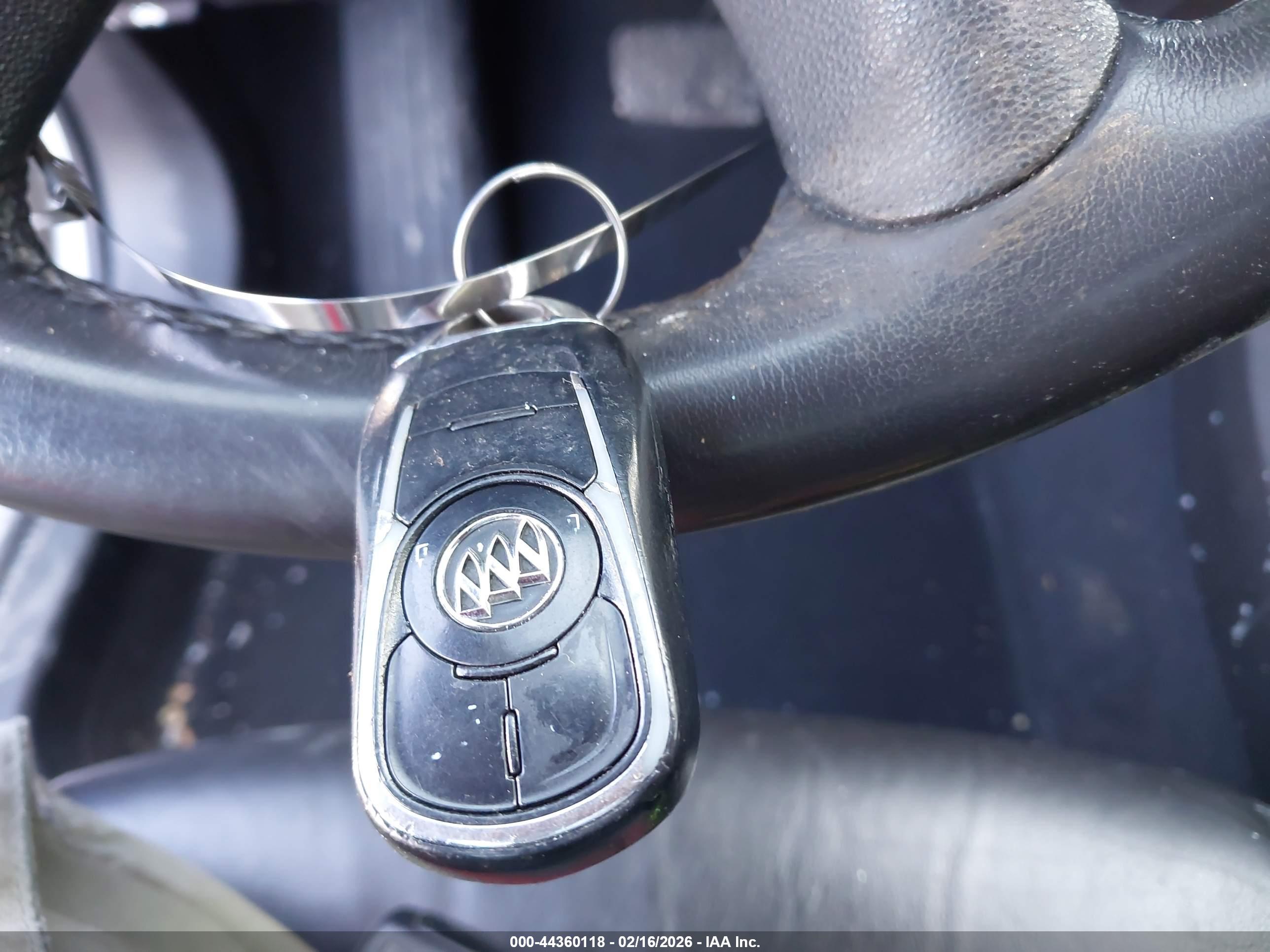 BUICK LACROSSE image 11