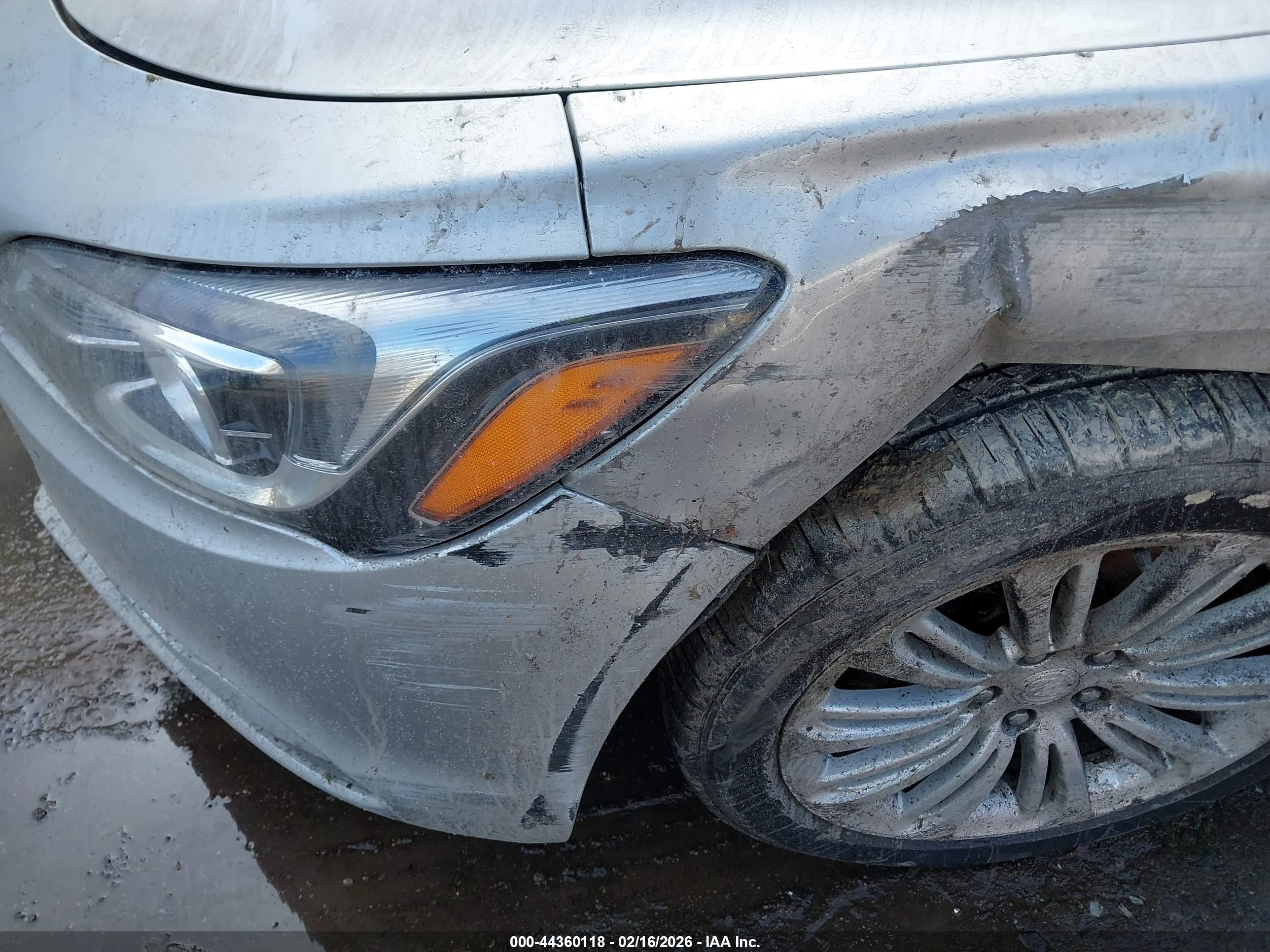 BUICK LACROSSE image 6