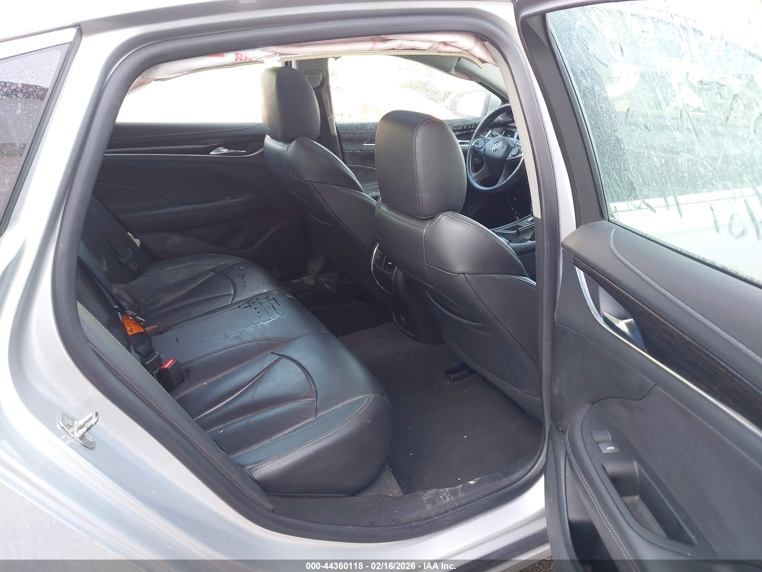 BUICK LACROSSE image 8