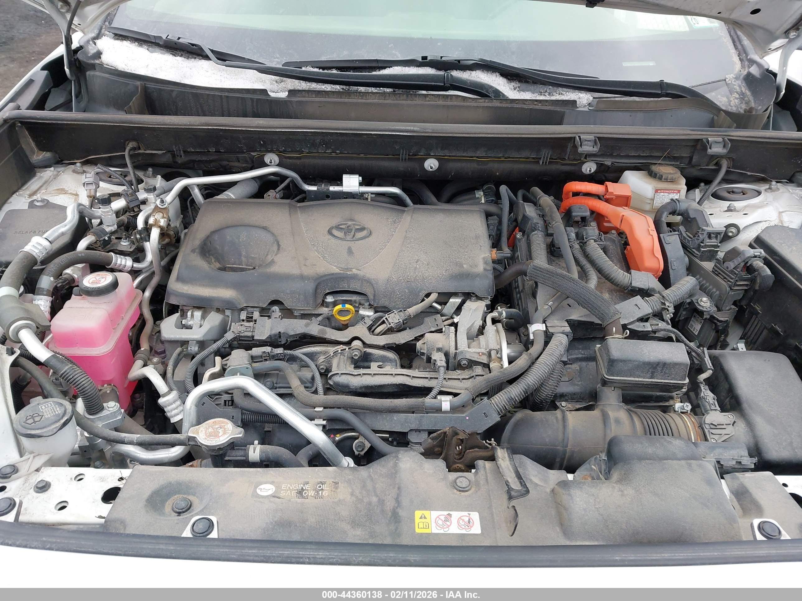 TOYOTA RAV4 image 10