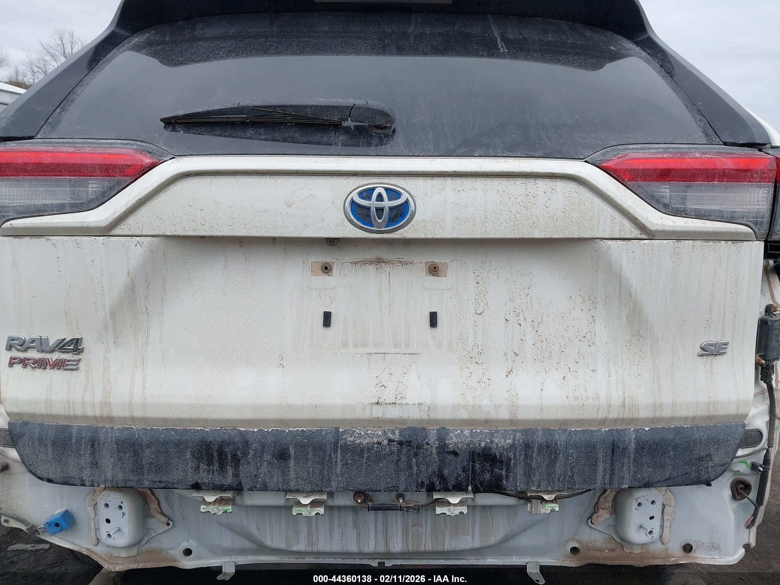 TOYOTA RAV4 image 6