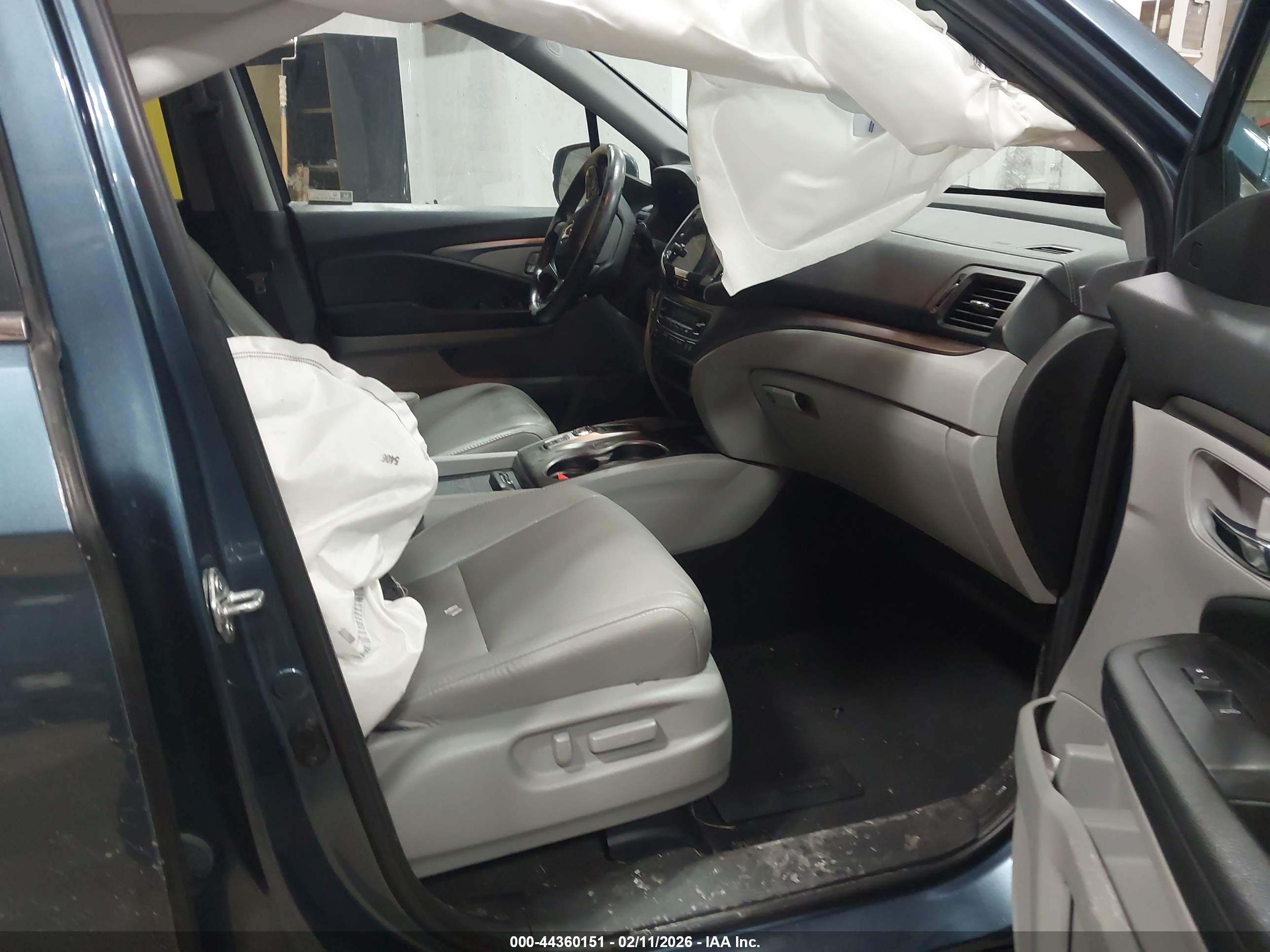 HONDA PILOT image 5