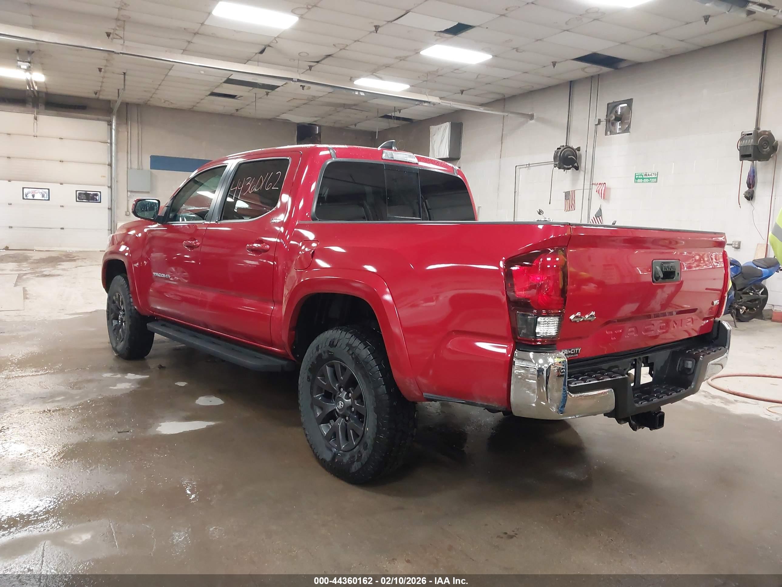 TOYOTA TACOMA image 3