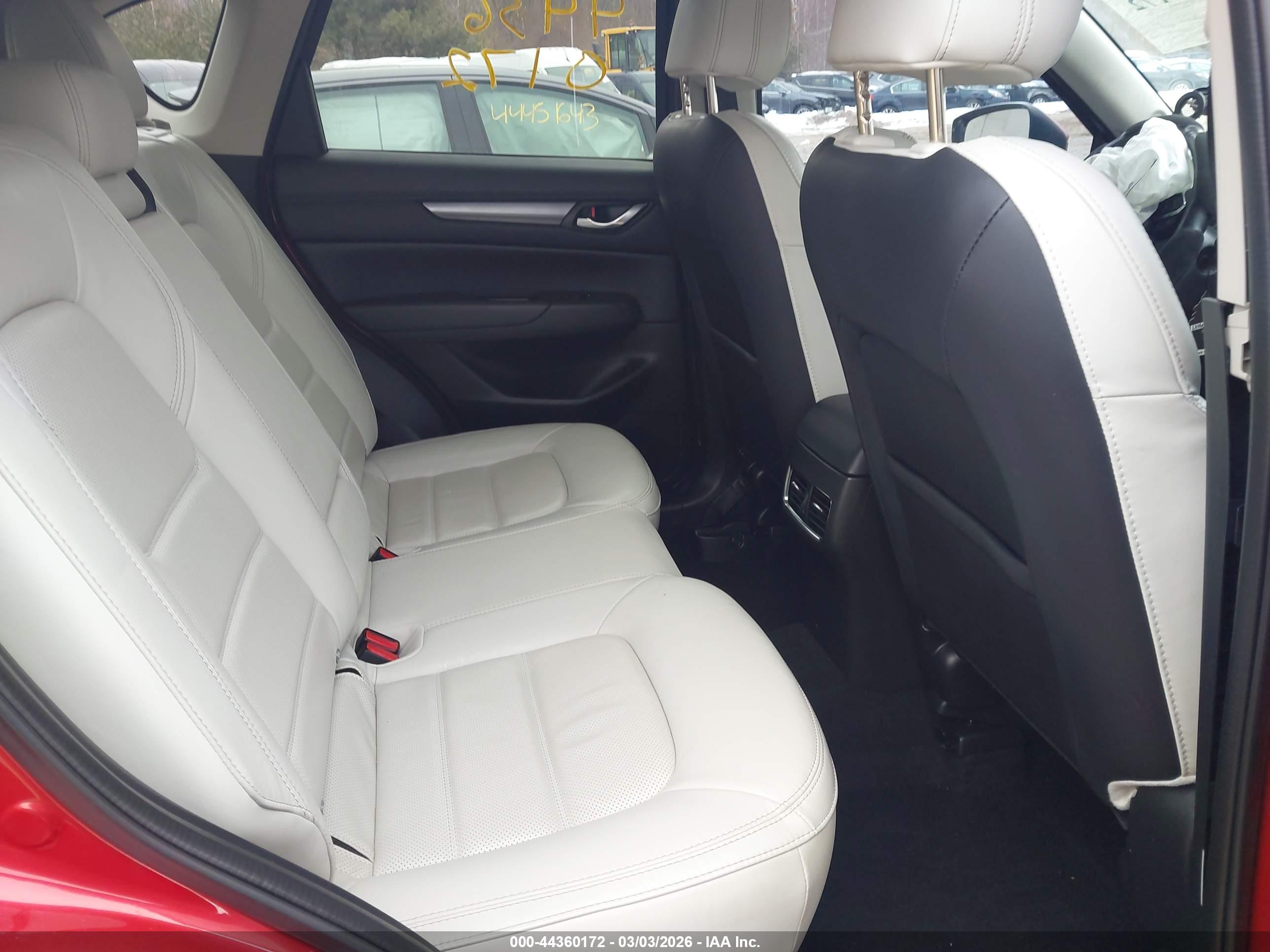 MAZDA CX-5 image 8