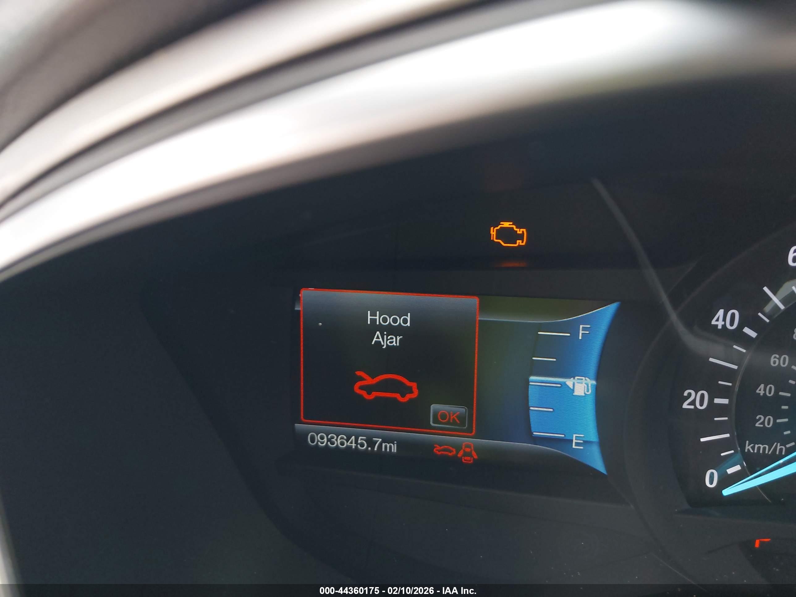 FORD FUSION image 7