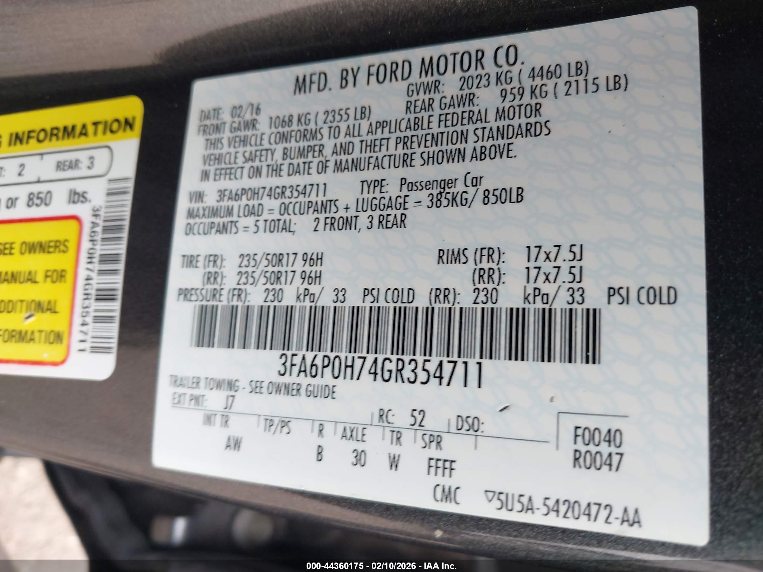 FORD FUSION image 9