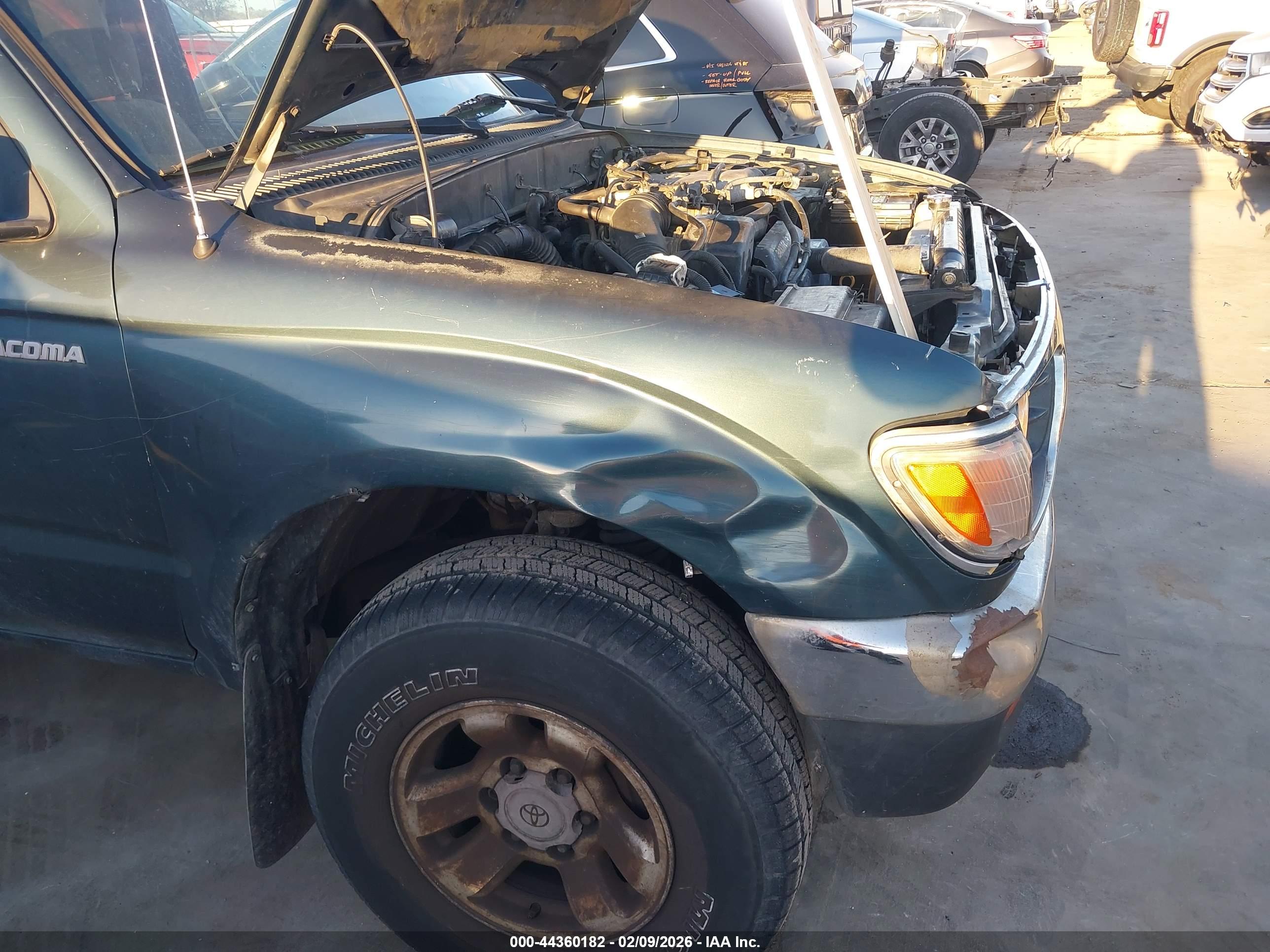 TOYOTA TACOMA image 6