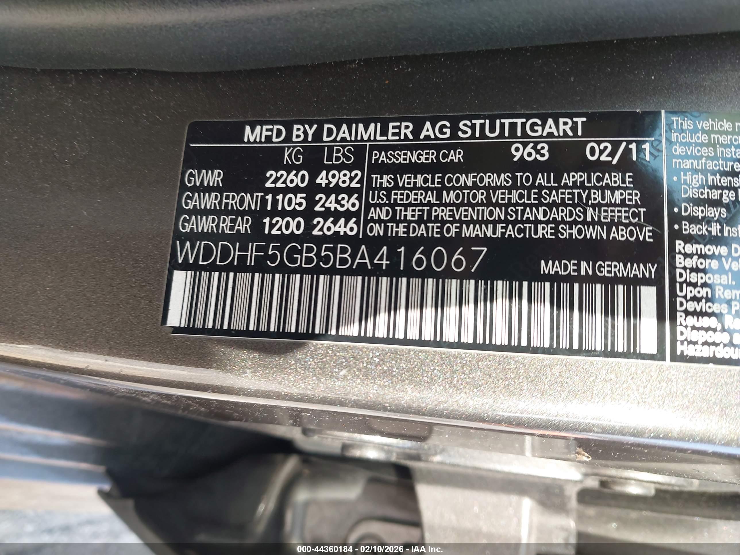 MERCEDES-BENZ E image 9