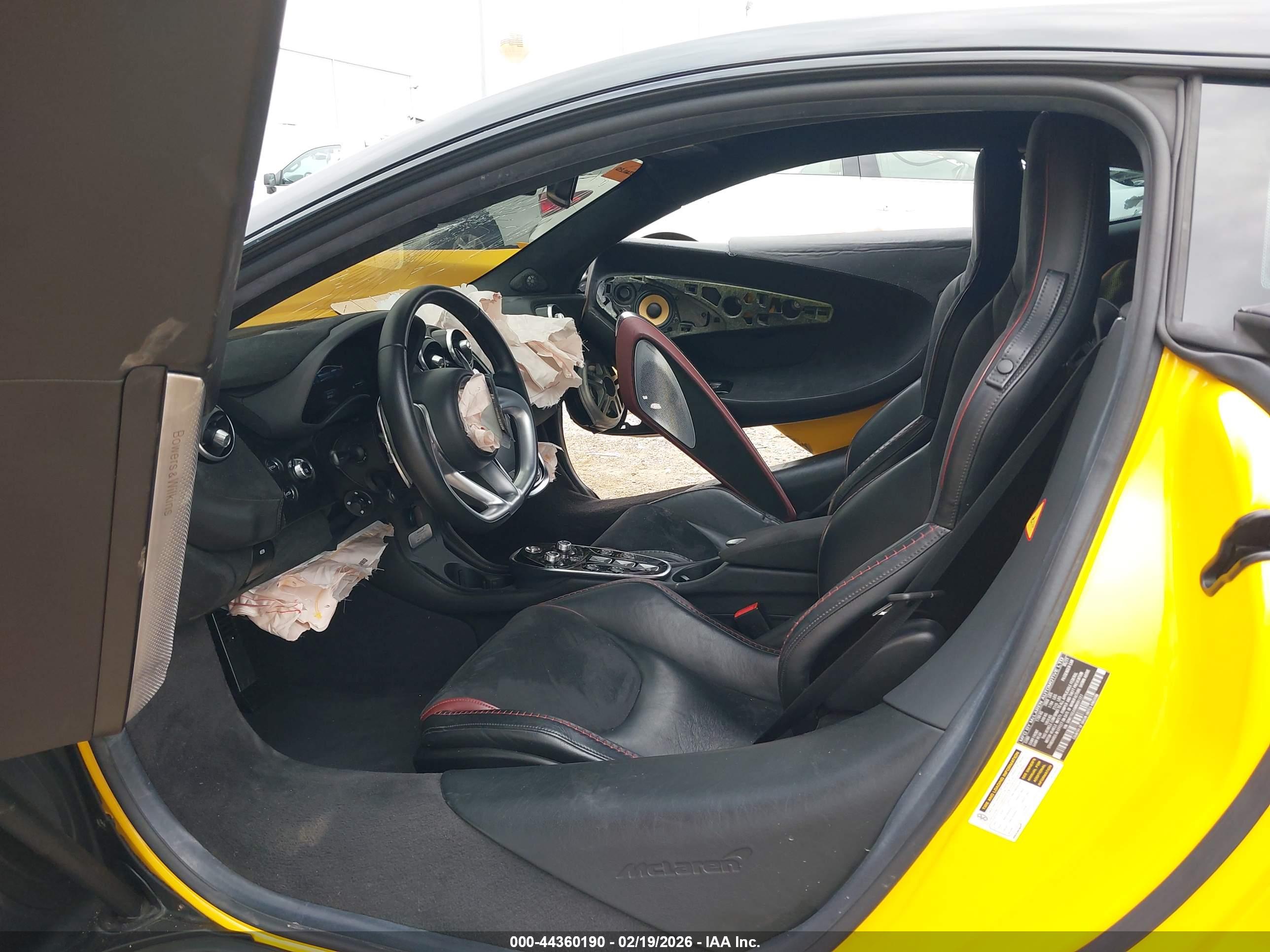 MCLAREN GT image 5