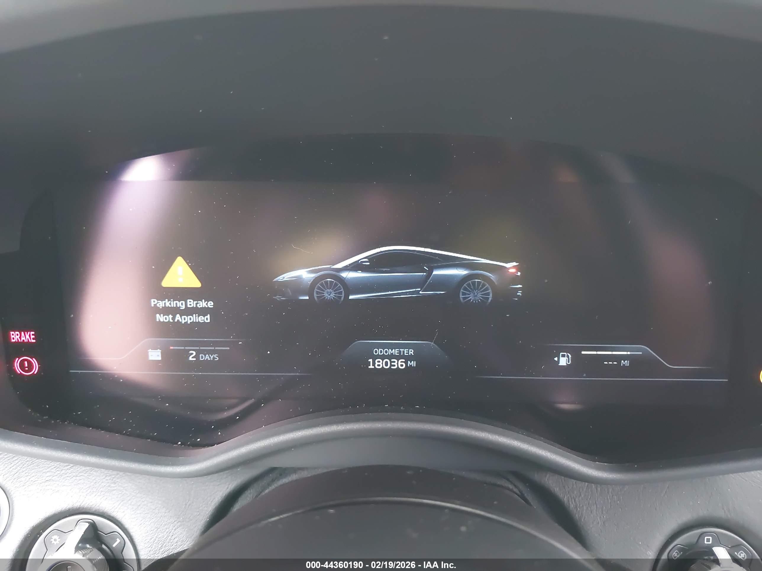 MCLAREN GT image 7
