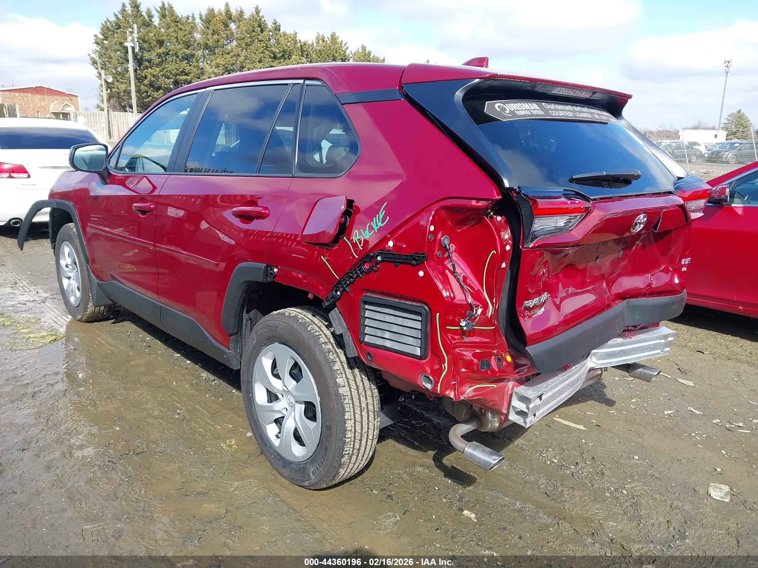 TOYOTA RAV4 image 3