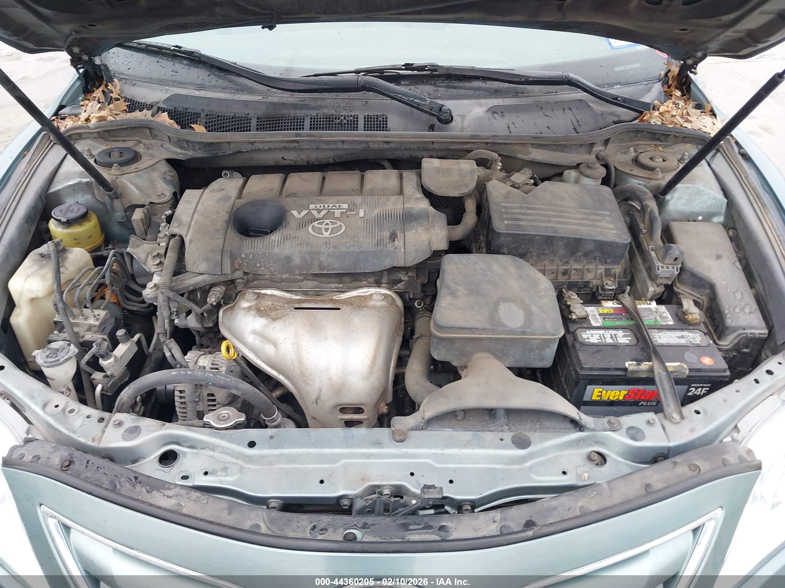 TOYOTA CAMRY image 10