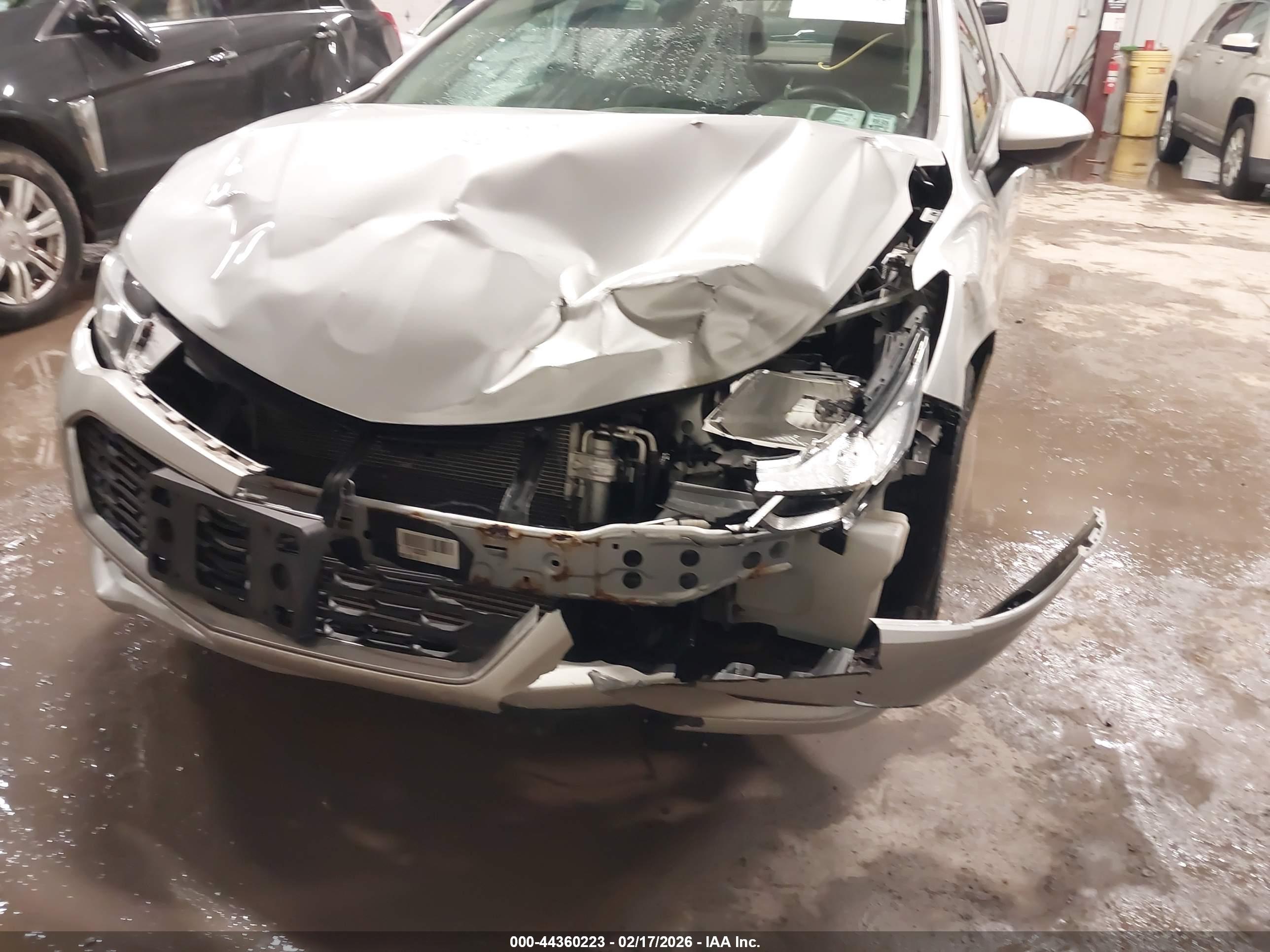 CHEVROLET CRUZE image 6