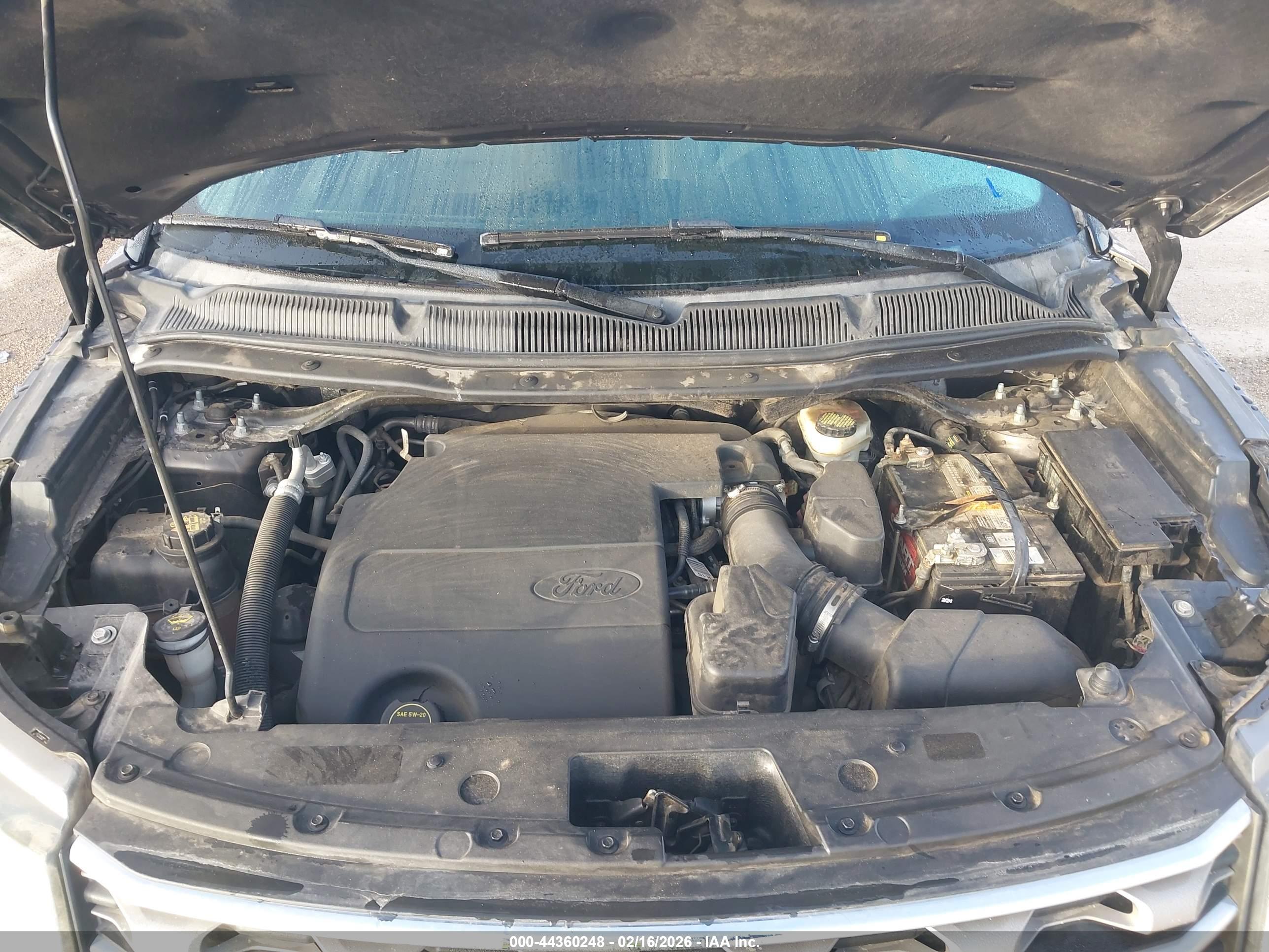 FORD EXPLORER image 10