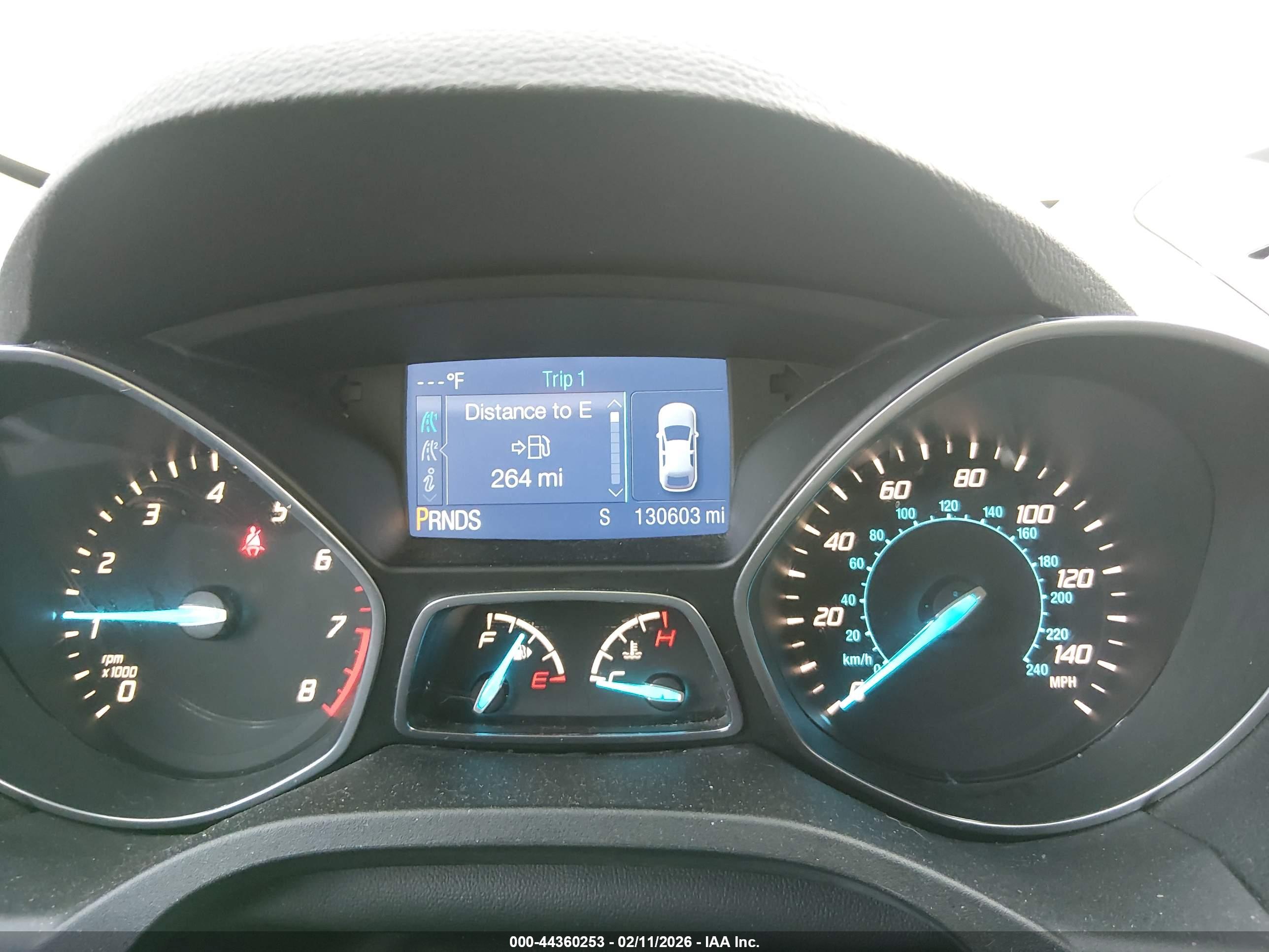 FORD ESCAPE image 7