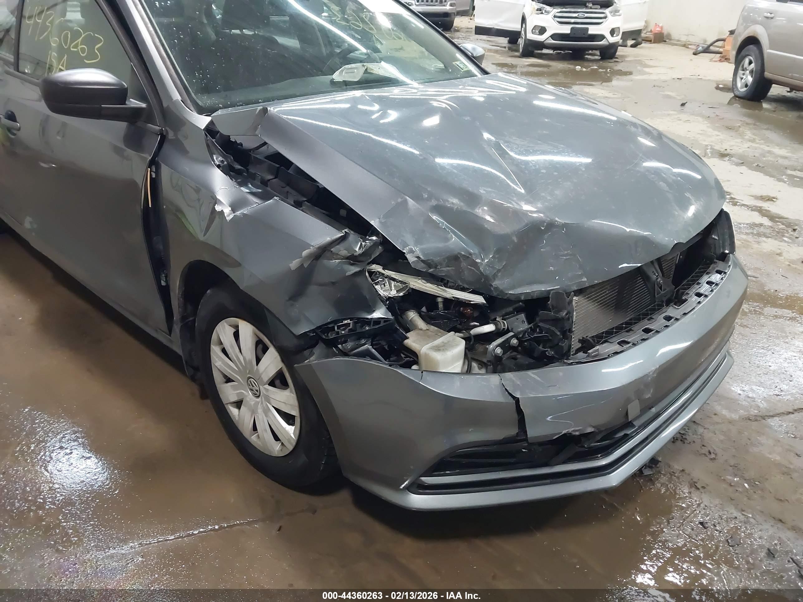 VOLKSWAGEN JETTA image 6