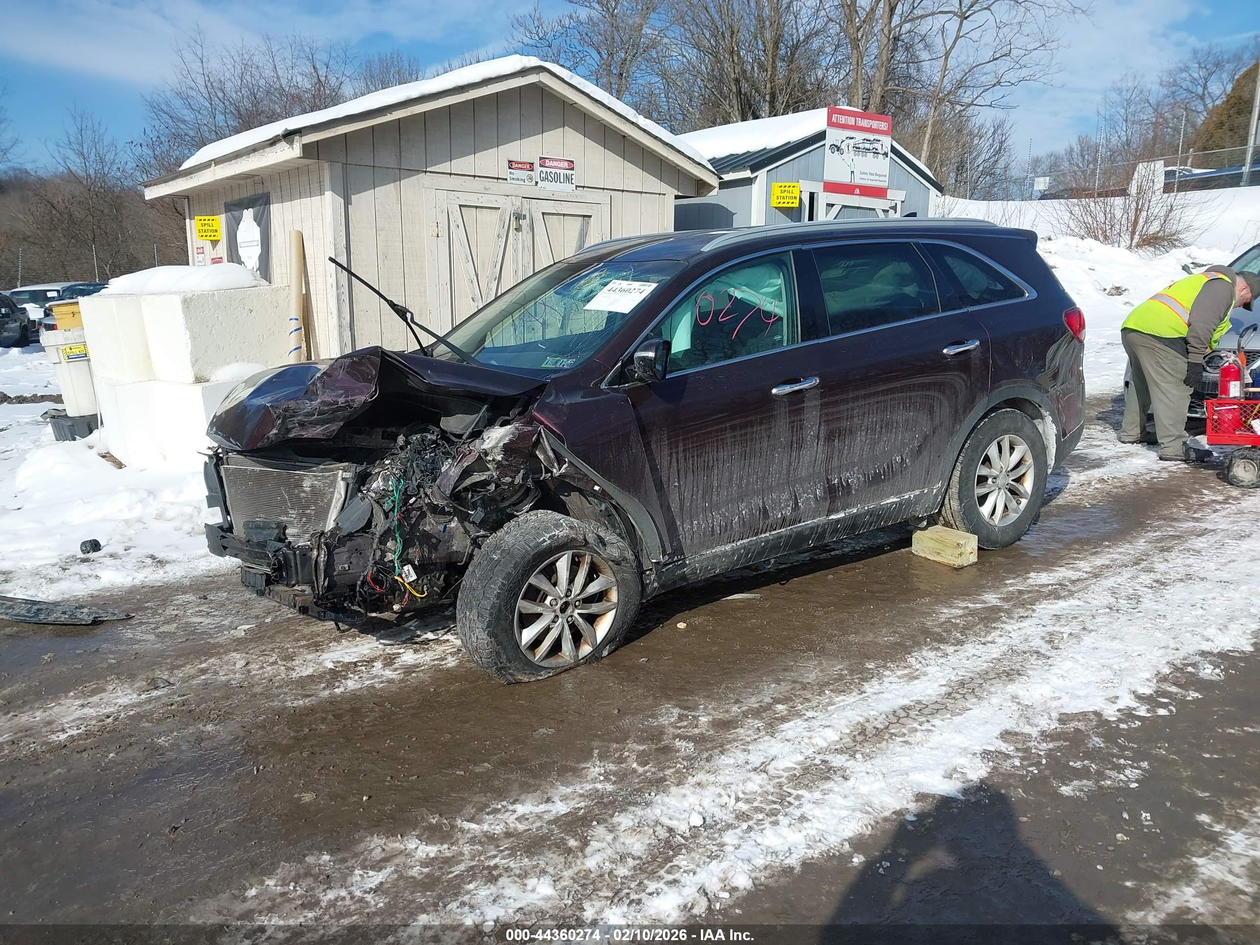 KIA SORENTO image 2
