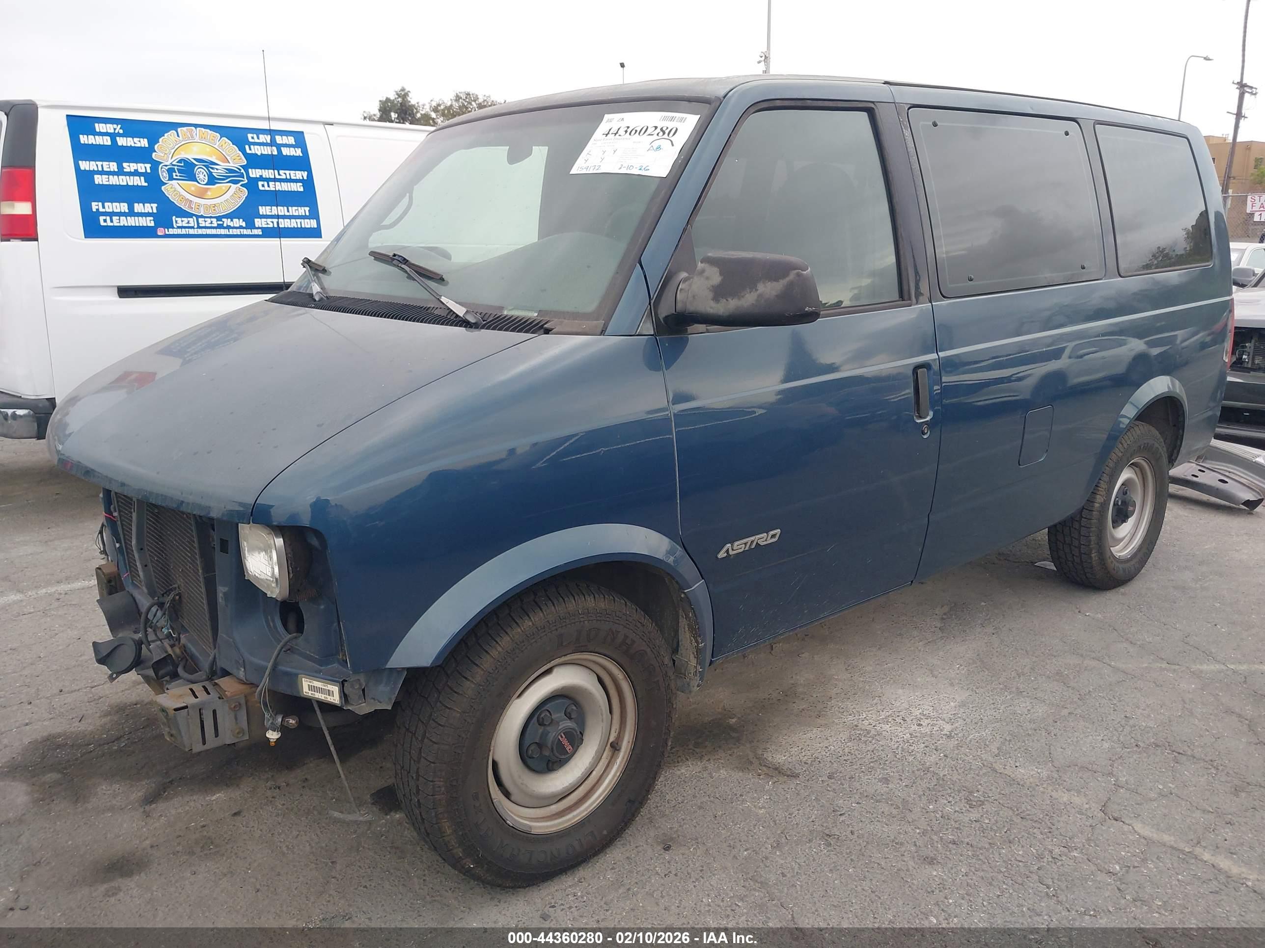 CHEVROLET ASTRO image 2