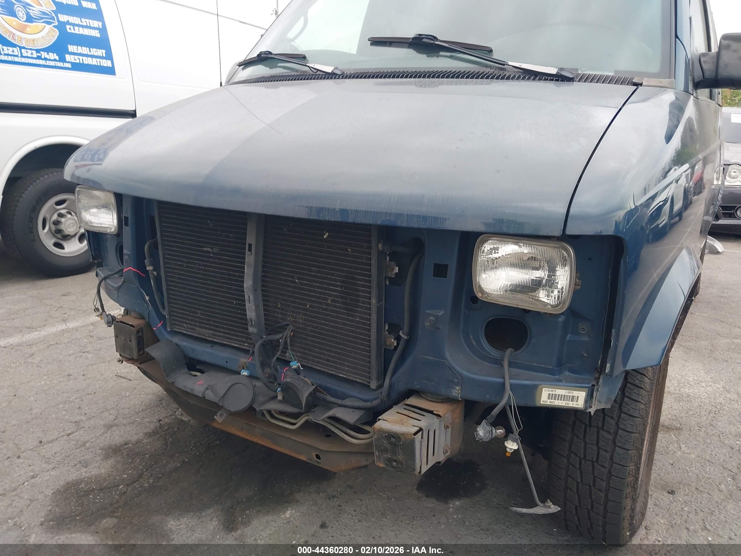 CHEVROLET ASTRO image 6