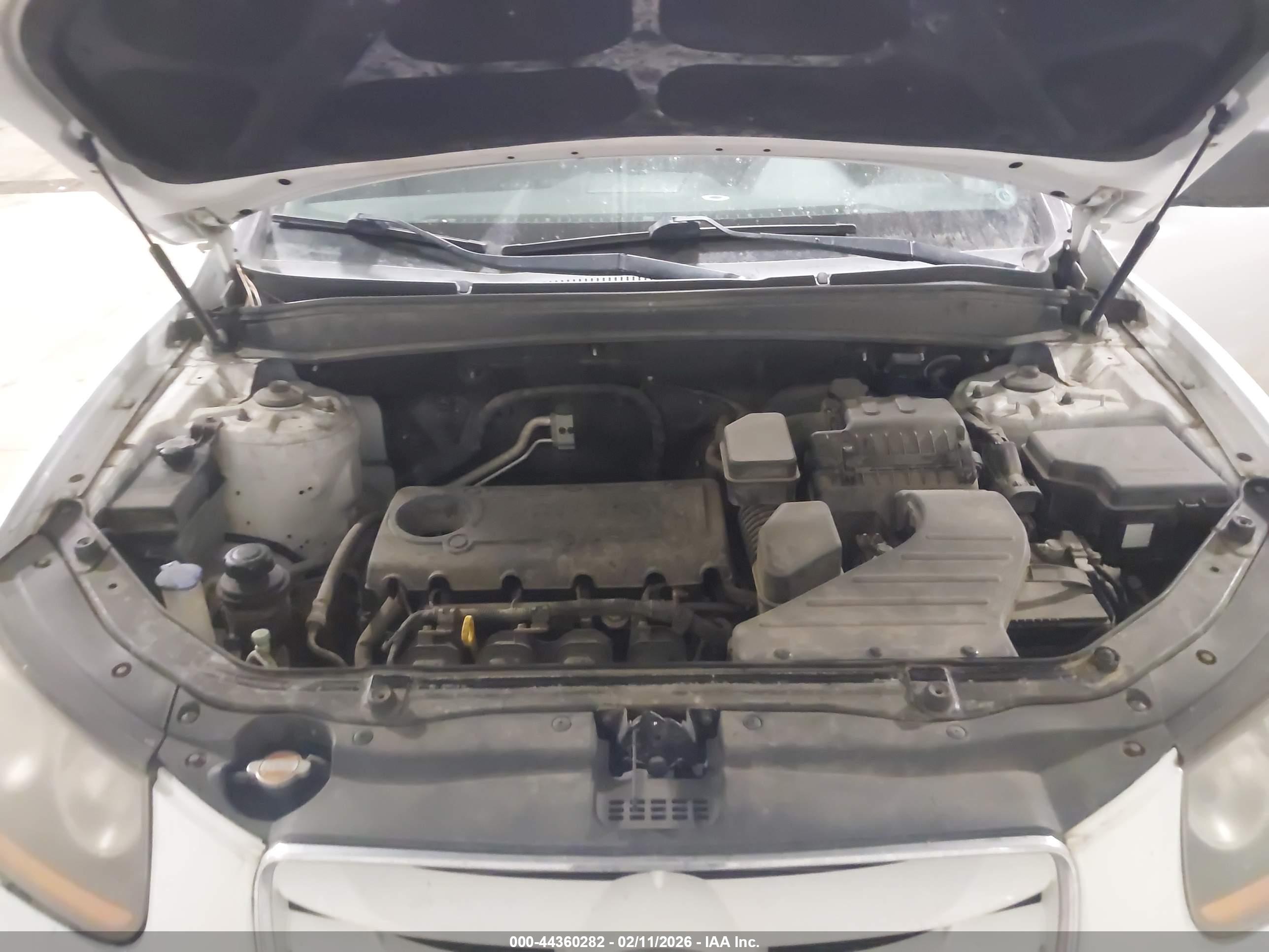 HYUNDAI SANTA image 10