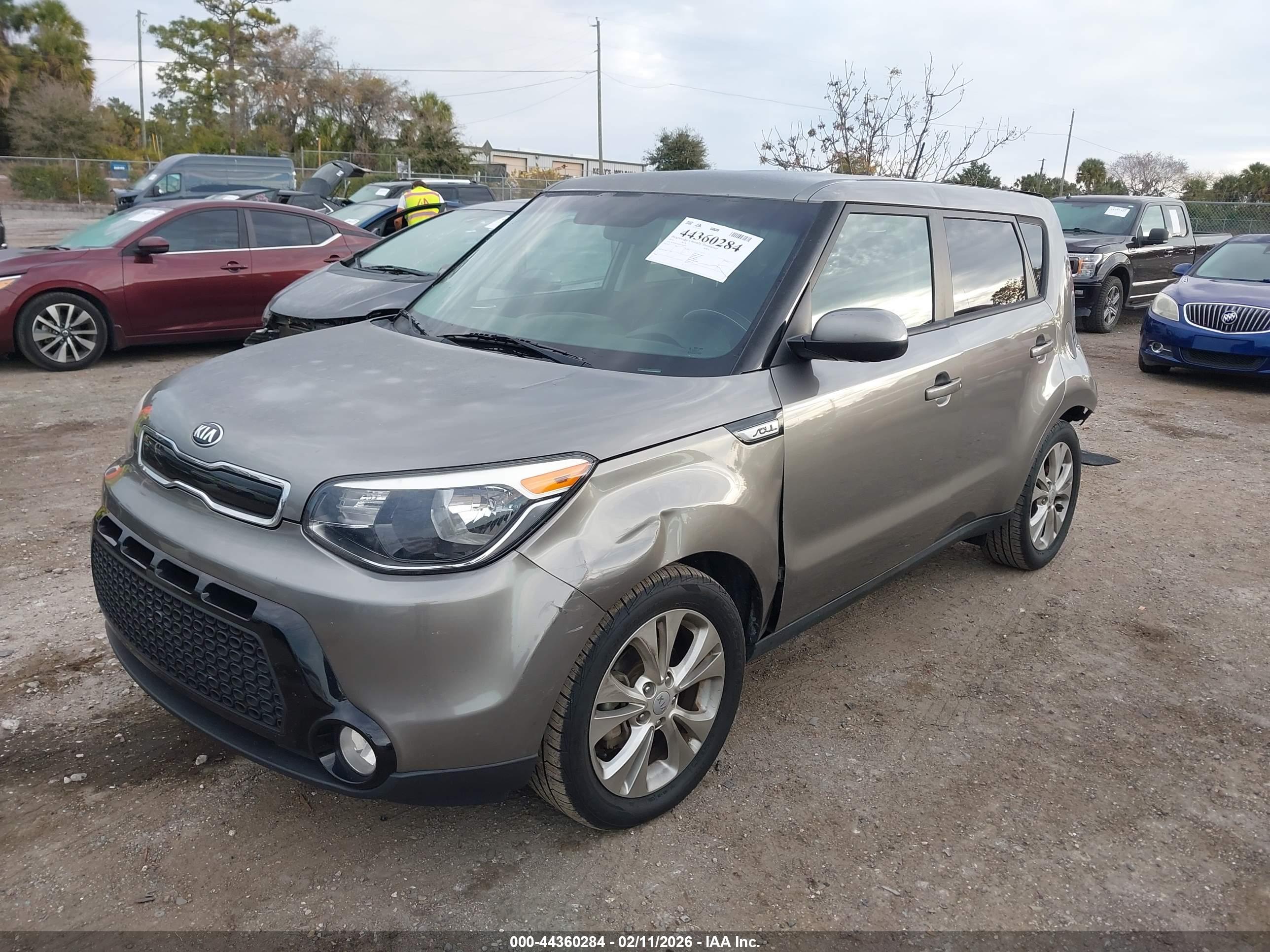 KIA SOUL image 2