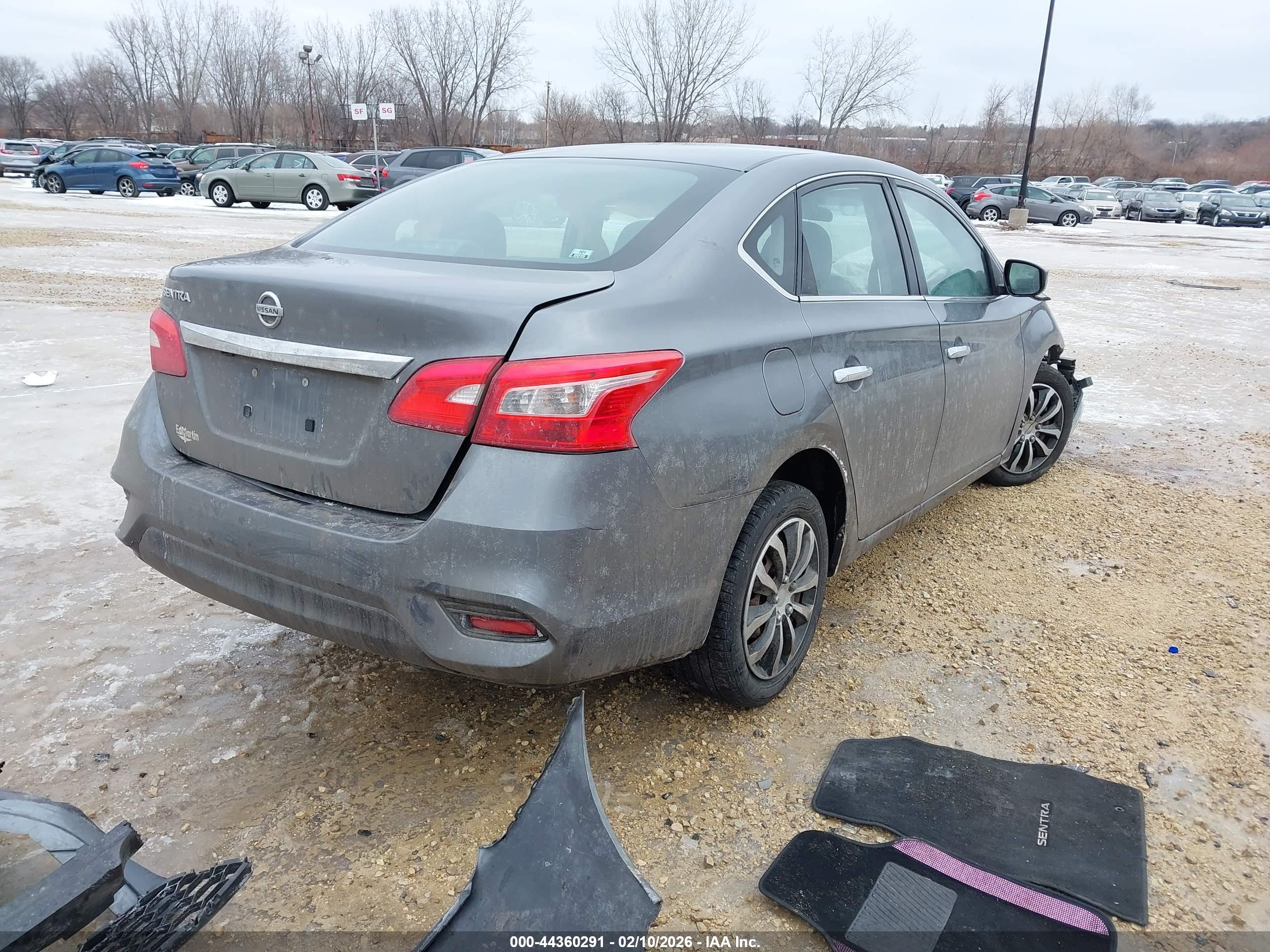 NISSAN SENTRA image 4