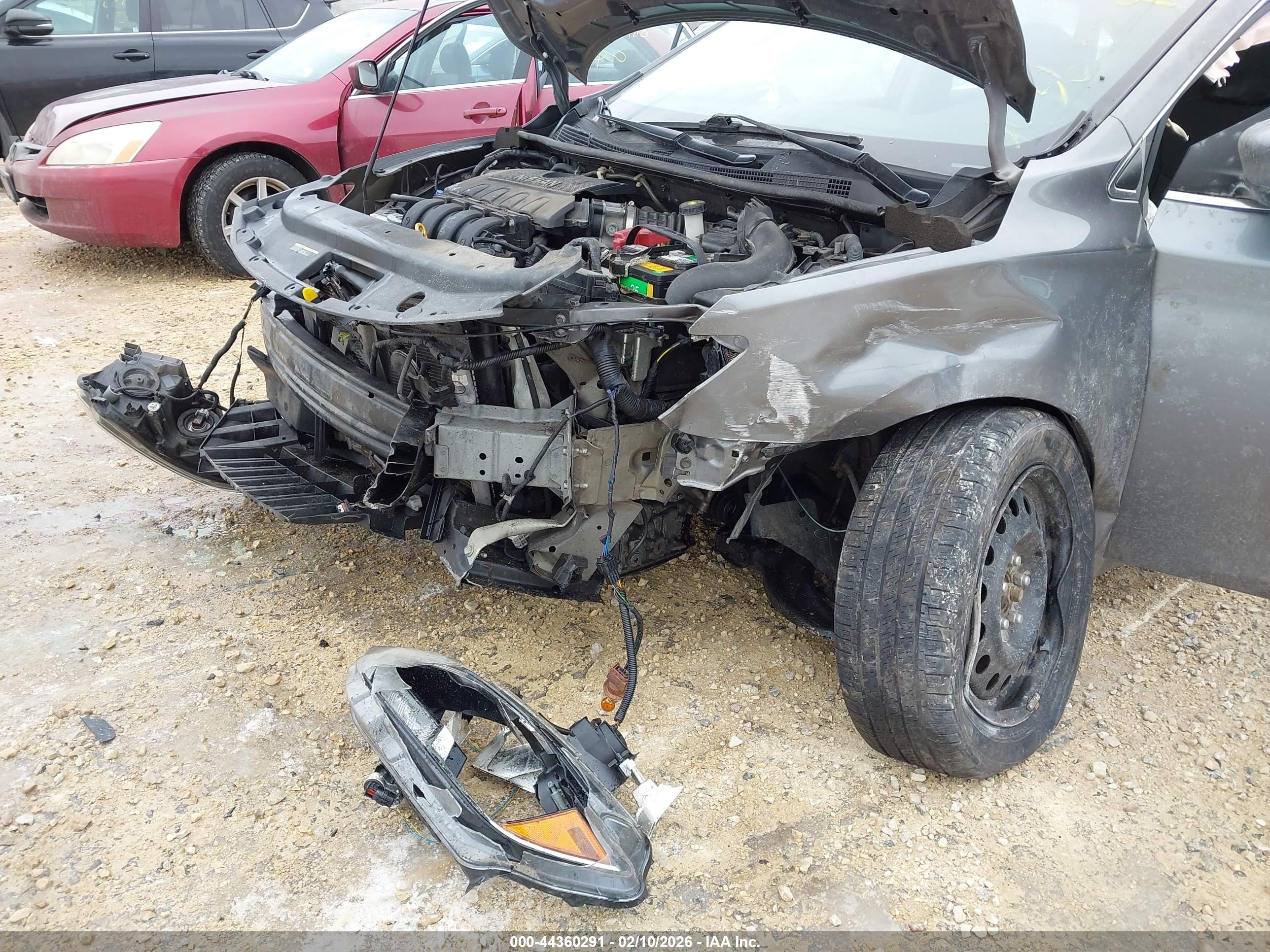 NISSAN SENTRA image 6