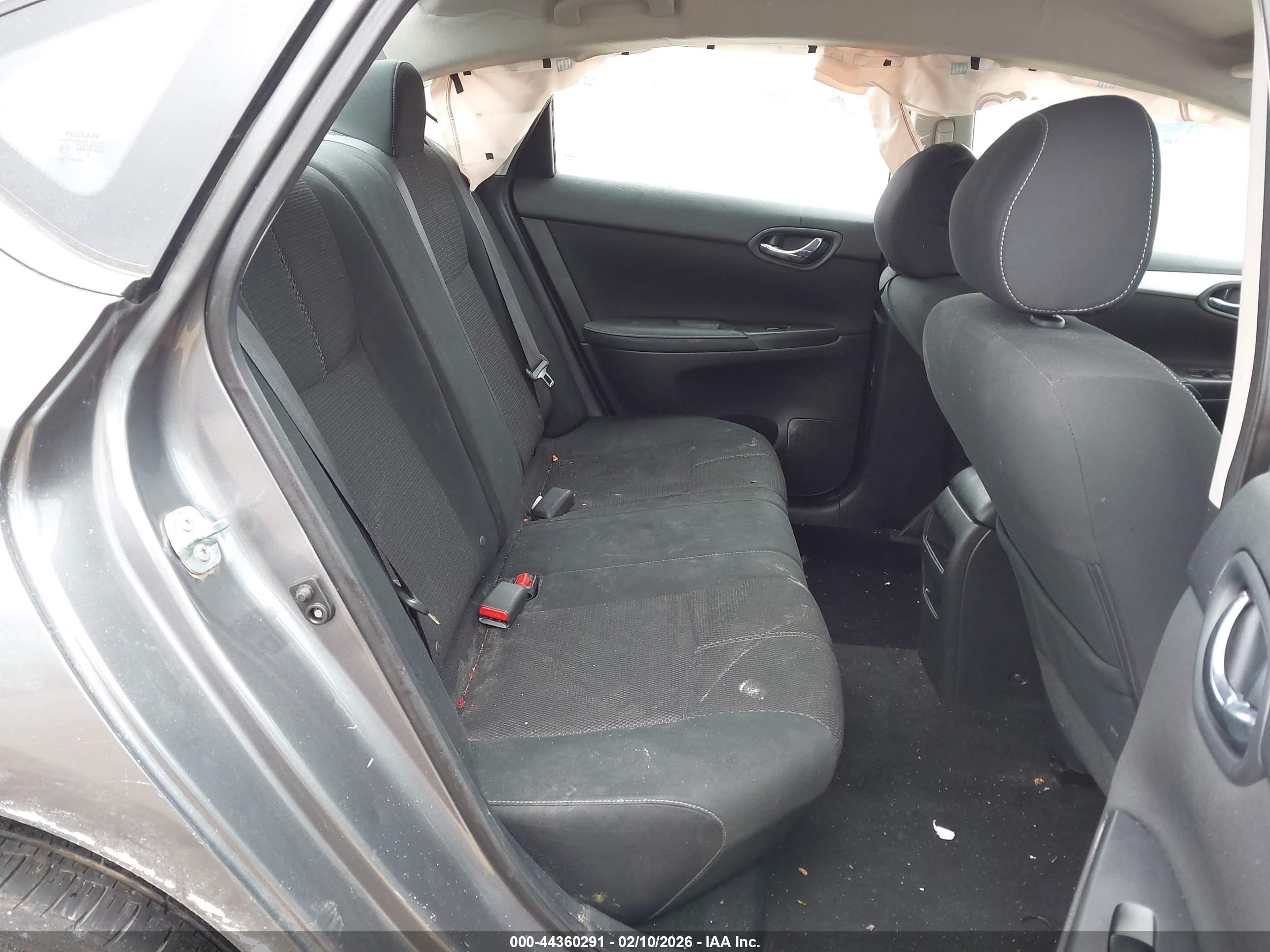 NISSAN SENTRA image 8