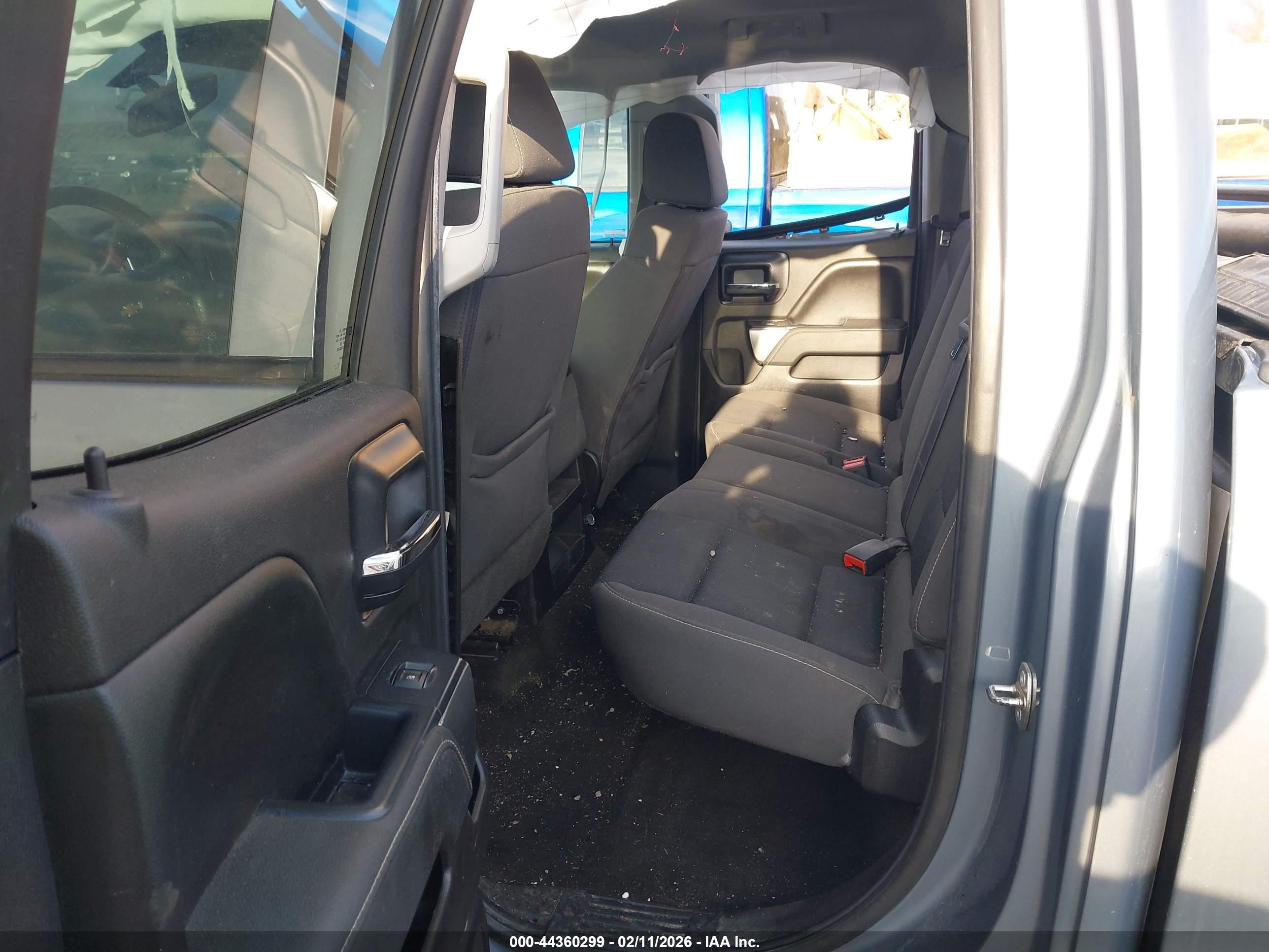 CHEVROLET SILVERADO image 8