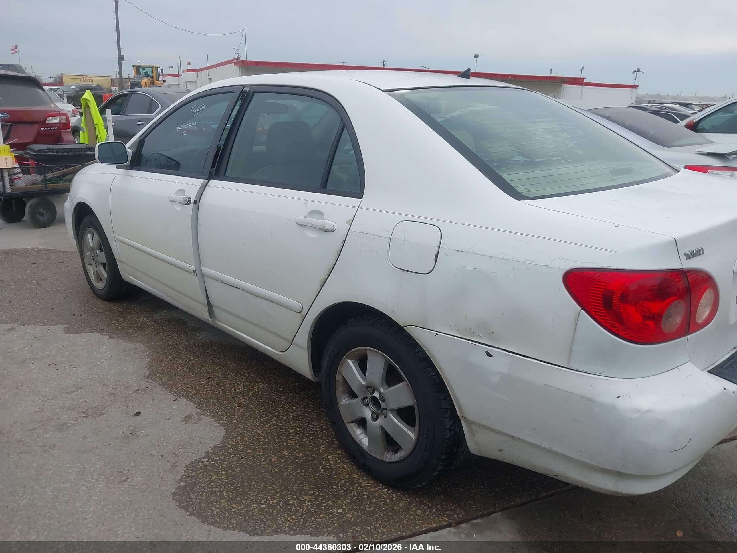 TOYOTA COROLLA image 6