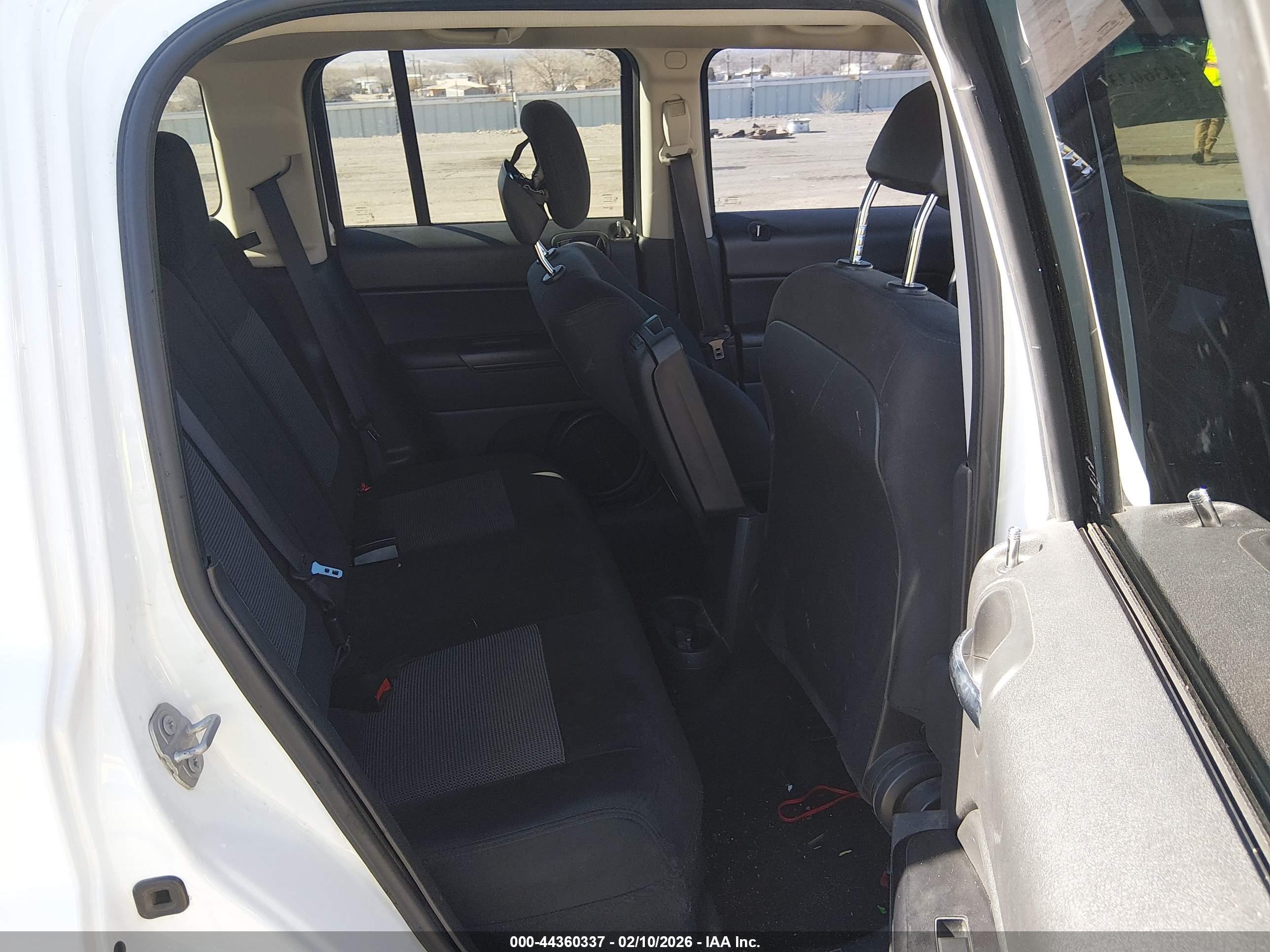 JEEP PATRIOT image 8