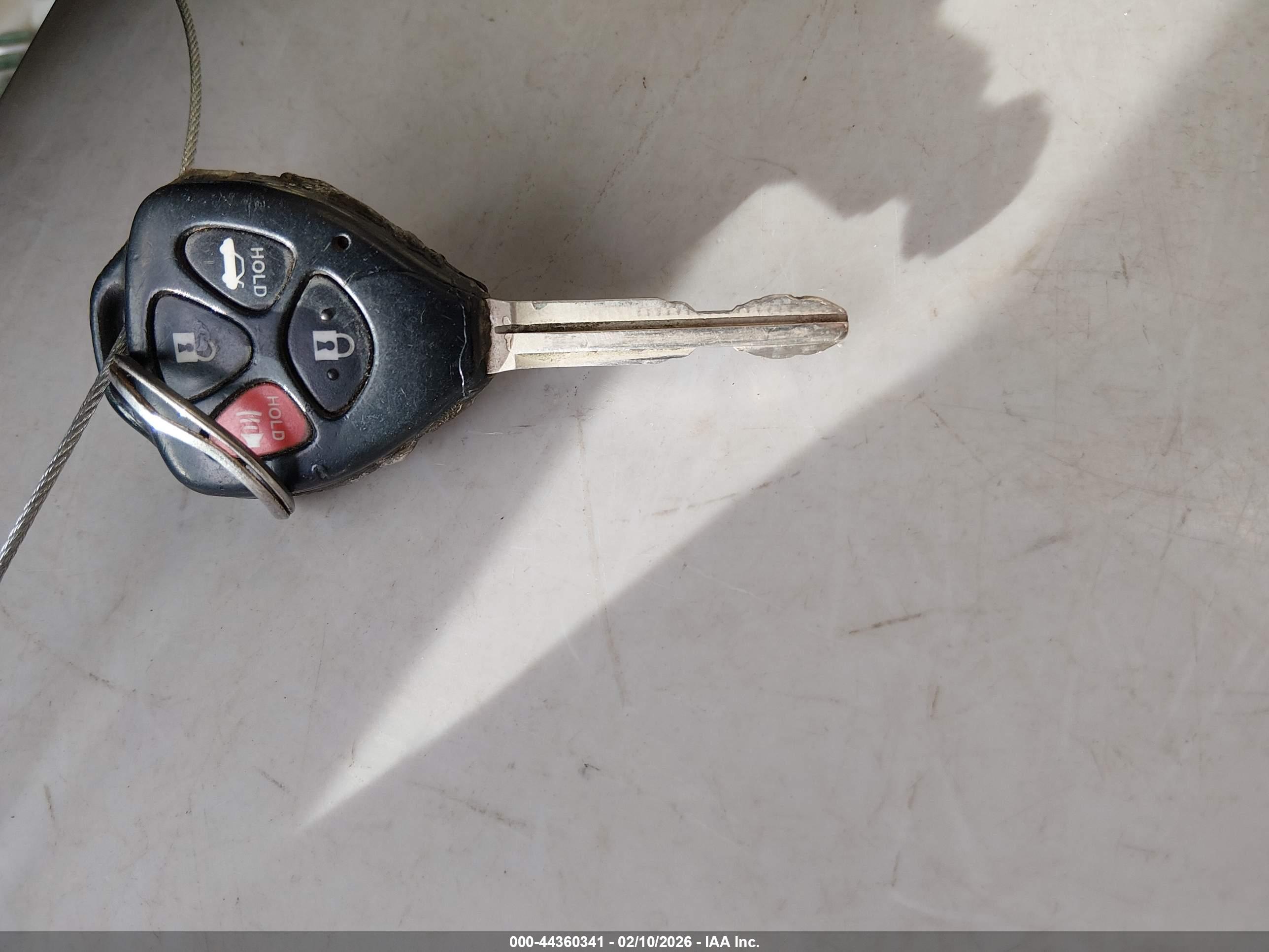 TOYOTA CAMRY image 11