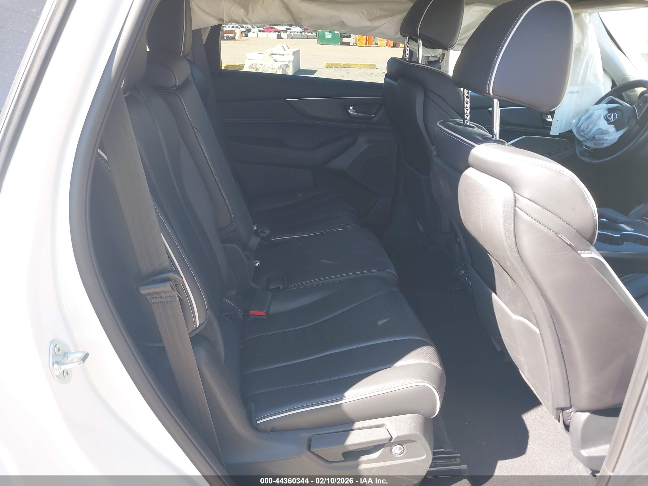 ACURA MDX image 8
