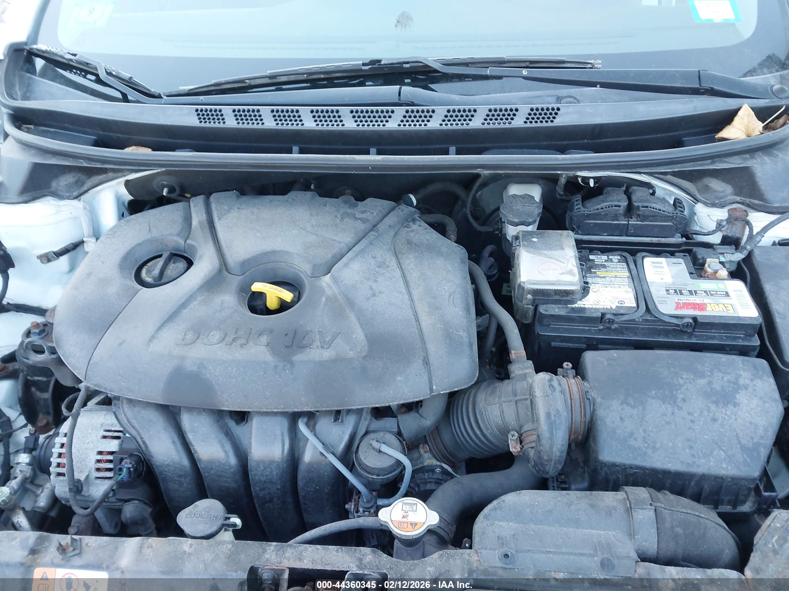 HYUNDAI ELANTRA image 10