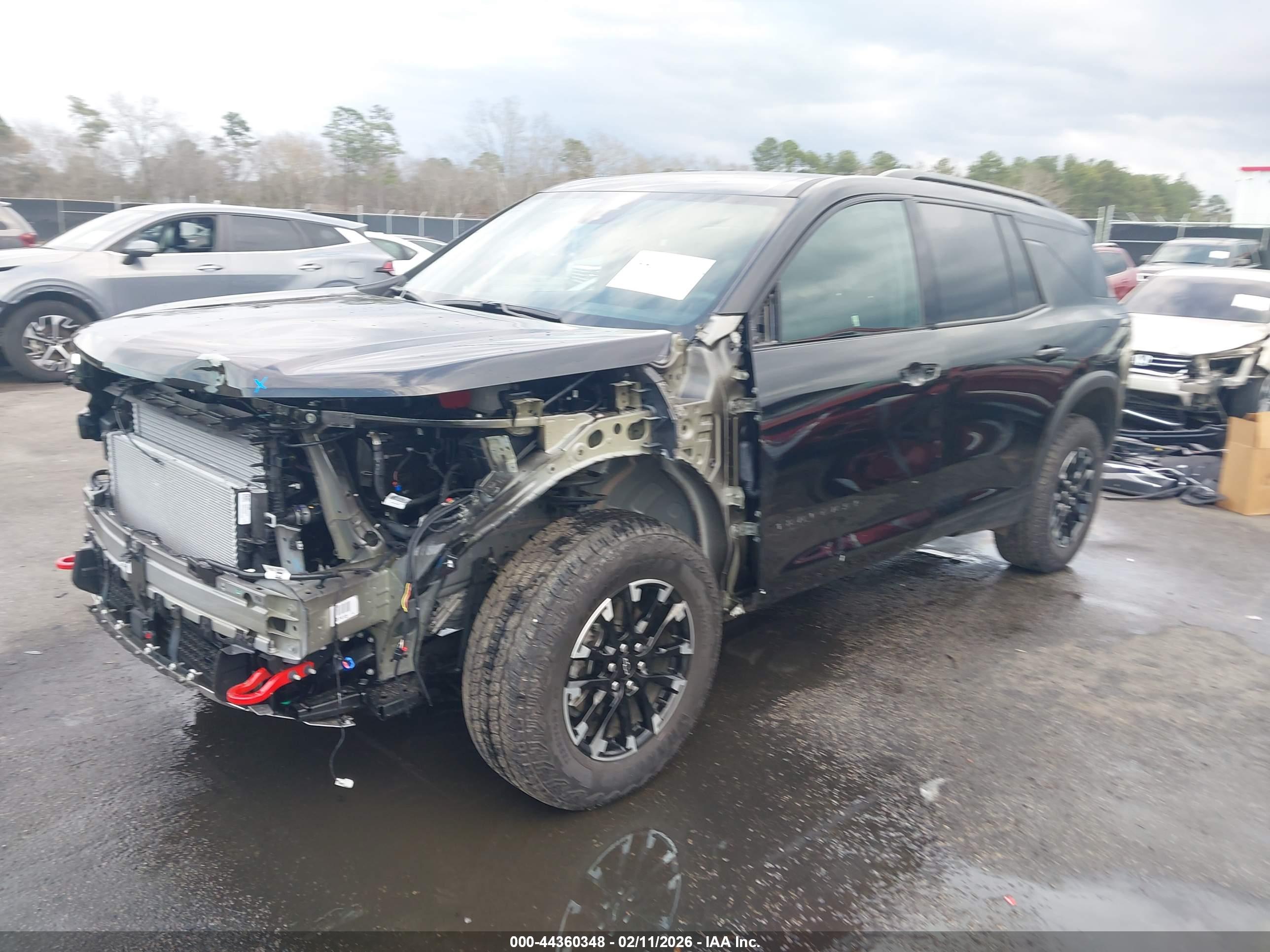 CHEVROLET TRAVERSE image 2