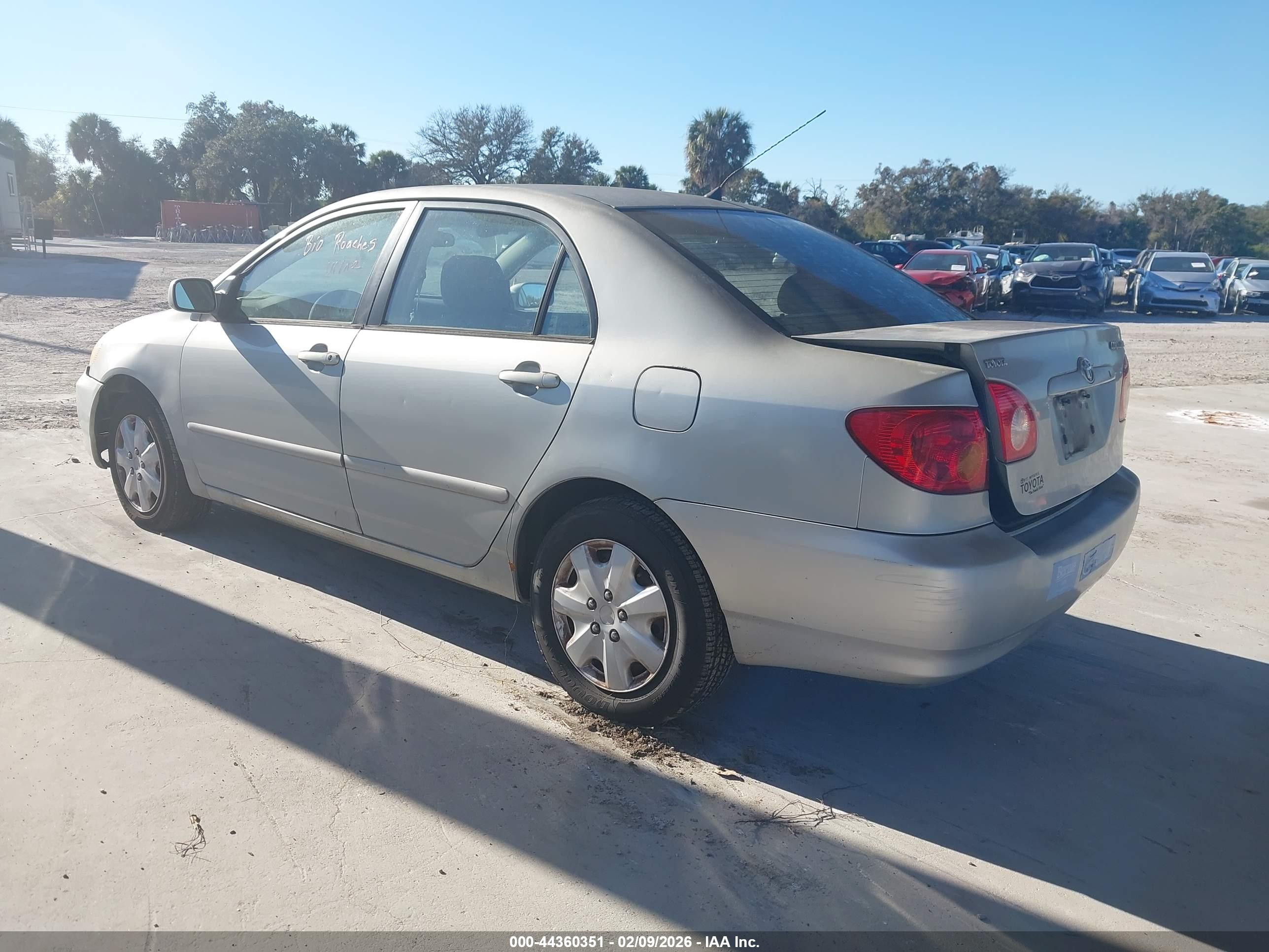 TOYOTA COROLLA image 3