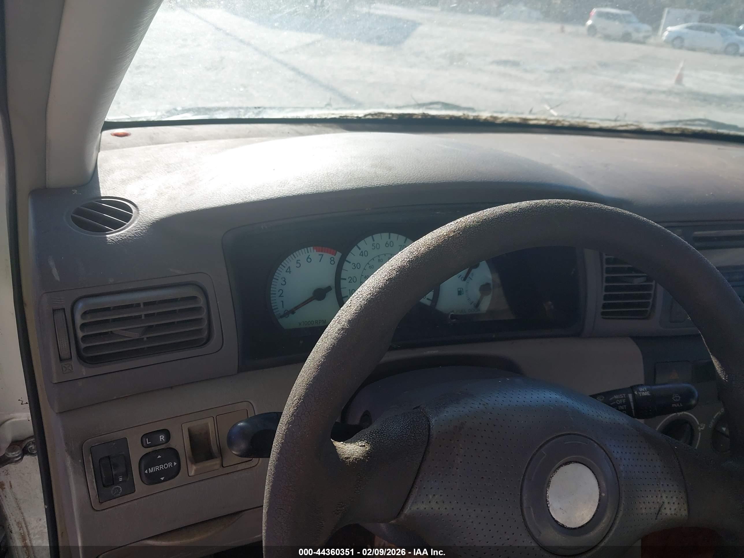 TOYOTA COROLLA image 7